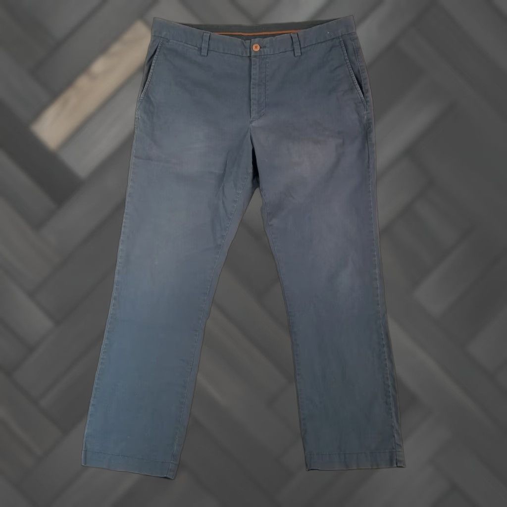 VINTAGE Tommy Bahama Men's Chino Pants Size 38x32 Blue Regular