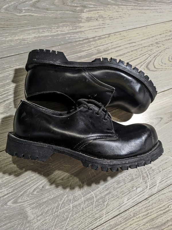 getta grip black leather chunky boots metal front