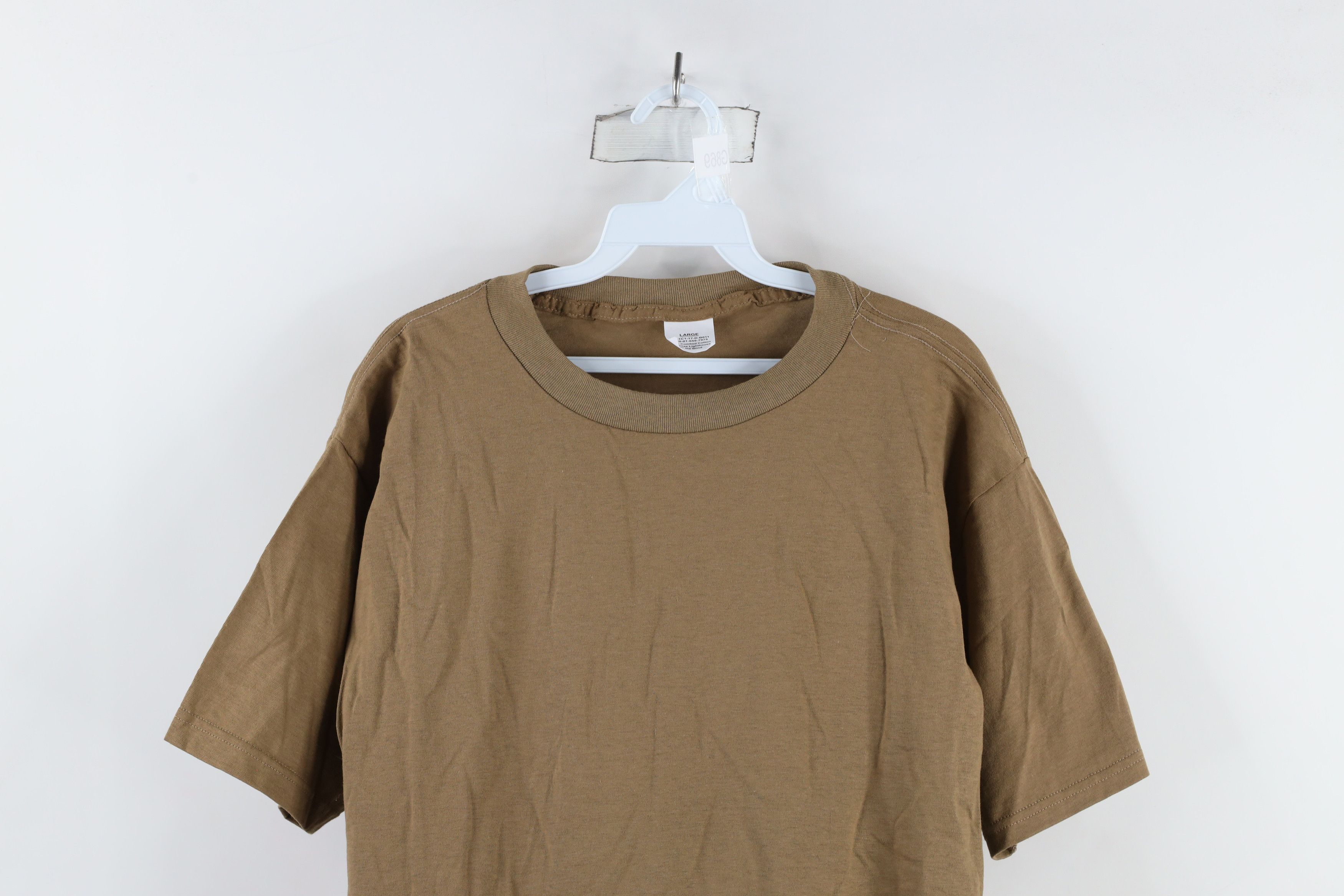 Vintage Vintage 90s Streetwear Short Sleeve T-Shirt Brown Cotton USA Size US L / EU 52-54 / 3 - 2 Thumbnail