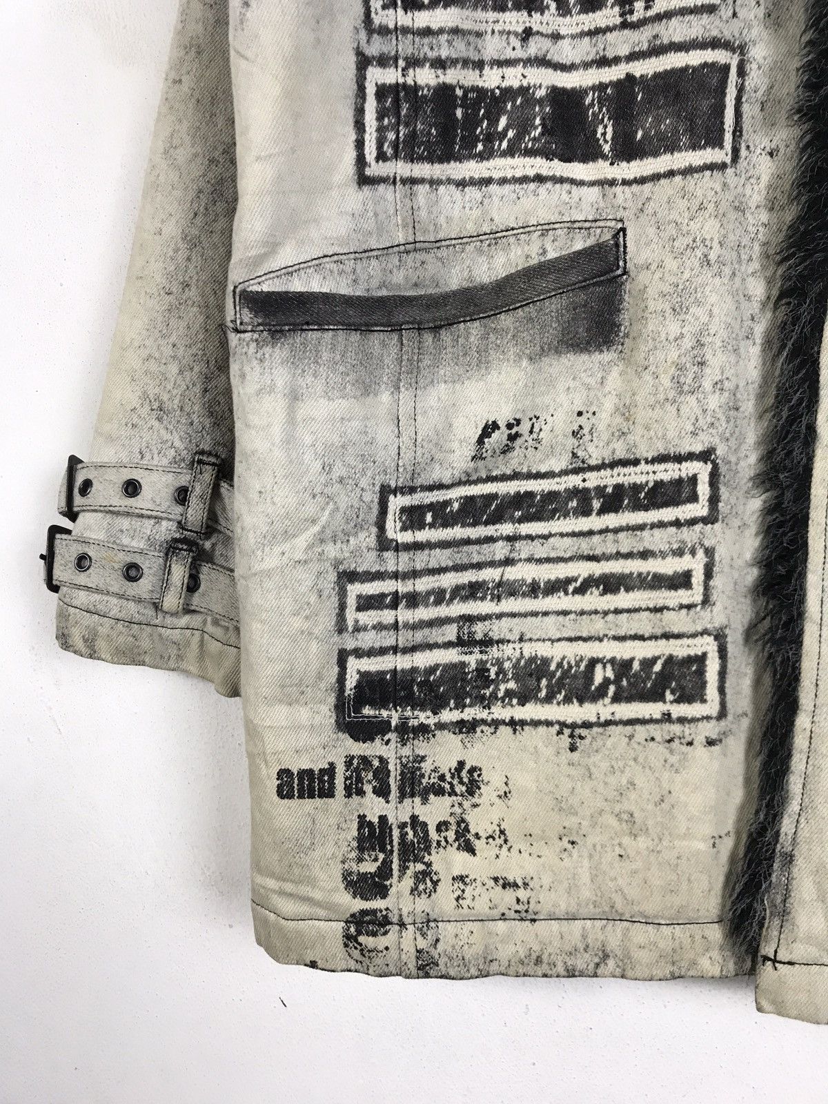 In The Attic IN THE ATTIC Punk Grunge Distressed Graffiti Faux Fur Jacket Size US M / EU 48-50 / 2 - 10 Thumbnail