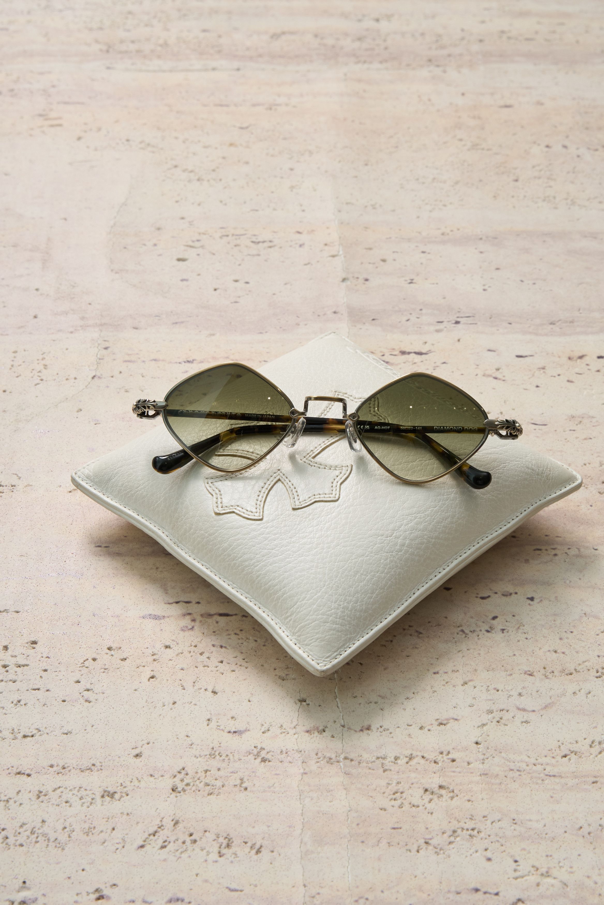 Chrome Hearts CHROME HEARTS DIAMOND DOG SUNGLASSES Size ONE SIZE - 2 Thumbnail