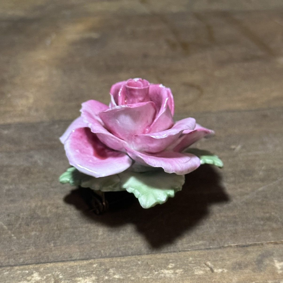 Vintage Vintage Coalbrook China pink porcelain rose brooch Size ONE SIZE - 3 Thumbnail