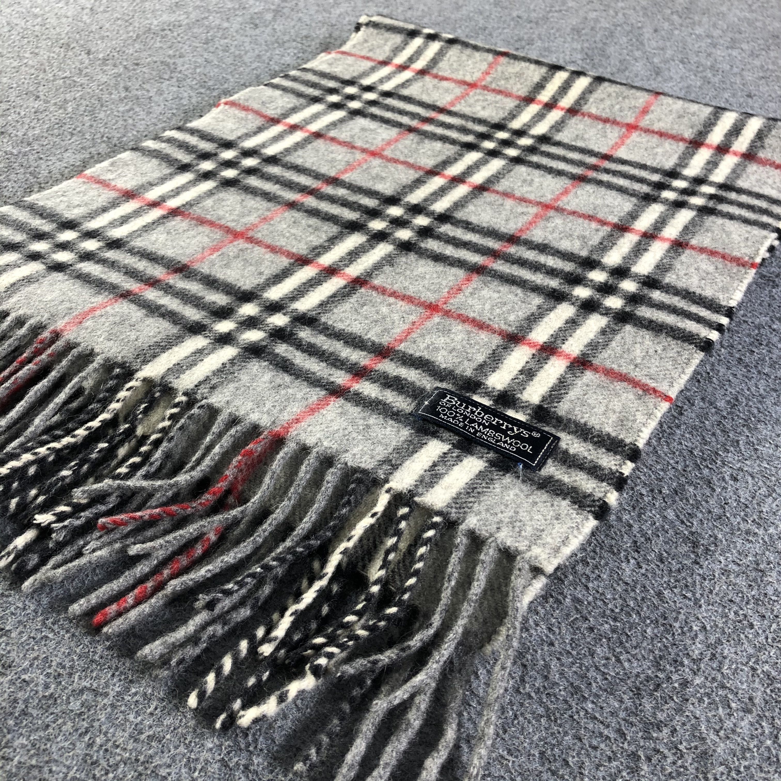 Burberry Burberry Scarf / Muffler / Neckwear P313 Size ONE SIZE - 4 Thumbnail