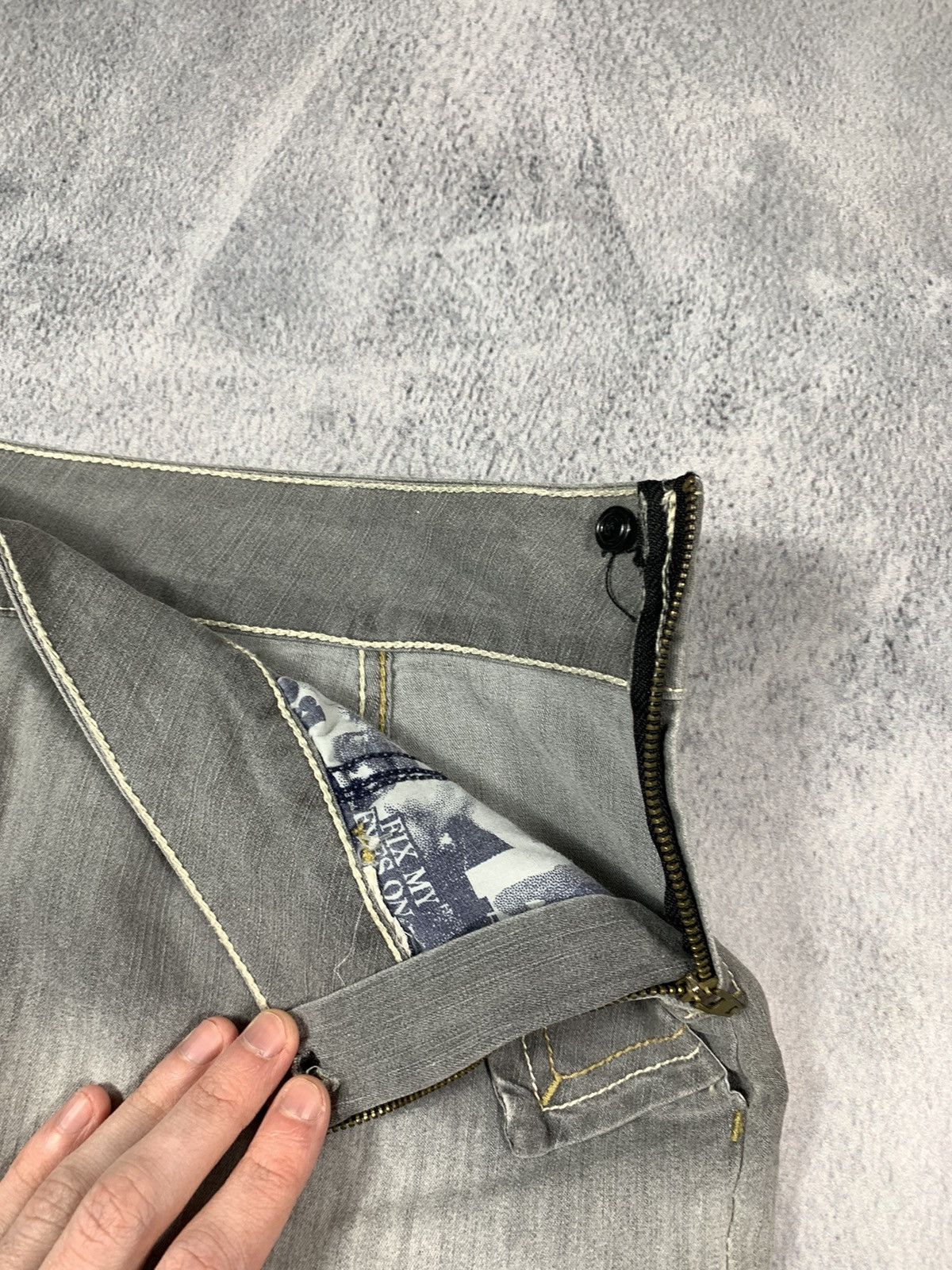 Japanese Brand × Vintage Vintage Y2K denim faded mini skirt streetwear style size 27 Size 27" / US 4 / IT 40 - 4 Thumbnail