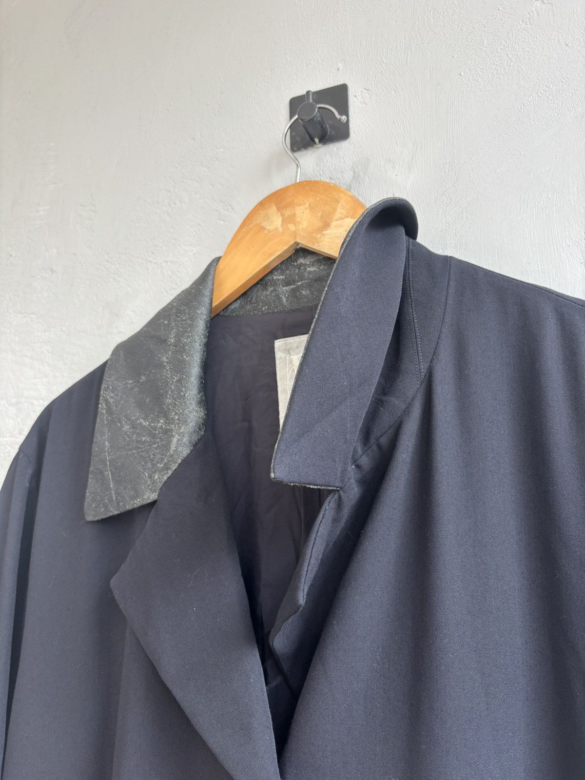Yohji Yamamoto Yohji Yamamoto workshop 80s distressed leather collar coat Size US M / EU 48-50 / 2 - 9 Thumbnail