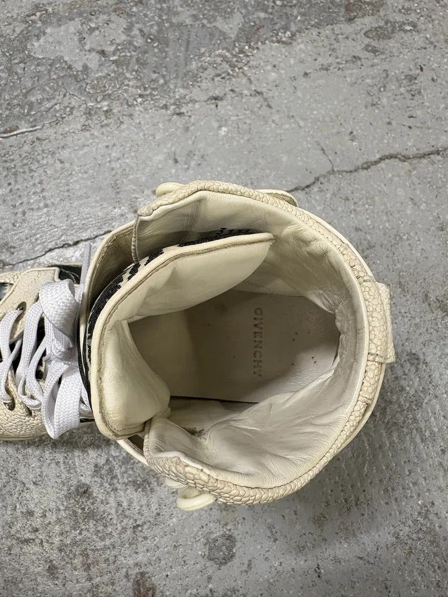 Givenchy 2013 Givenchy Tyson Palm High White Leather Sneakers Size US 7 / EU 40 - 10 Thumbnail
