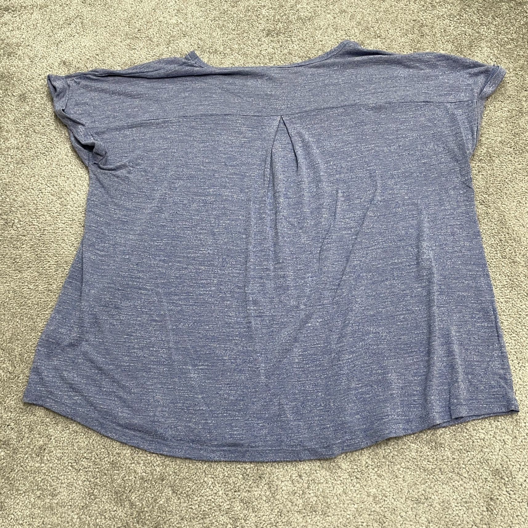 Vintage **Womens Plus Size Blue V-Neck Casual T-Shirt Cato** User: **Blue V-Neck Casual T-Shirt - Womens Plus Size Cato** Size XL / US 12-14 / IT 48-50 - 2 Thumbnail