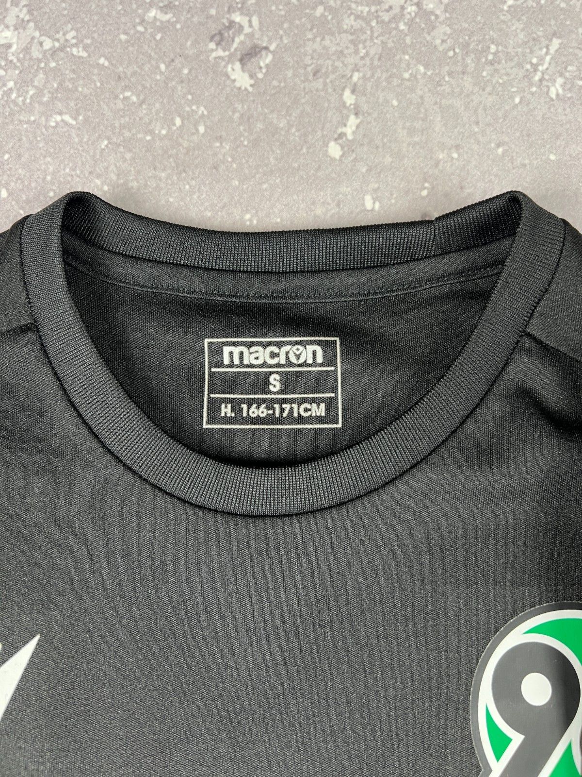 Macron Macron Hannover 96 Training Soccer Jersey Football Size US S / EU 44-46 / 1 - 4 Thumbnail