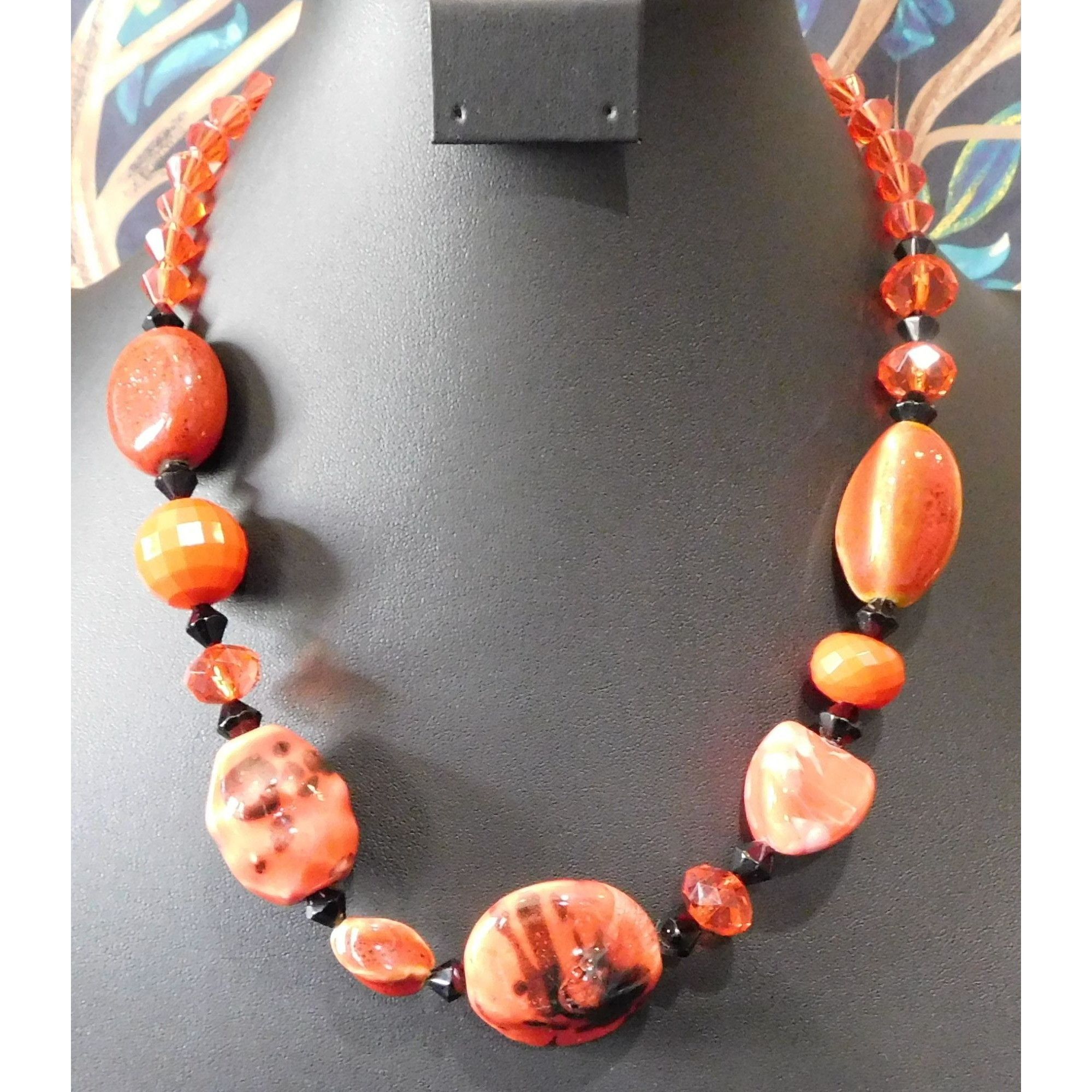 Other Chunky Abstract Red And Black Statement Necklace Size ONE SIZE - 2 Thumbnail