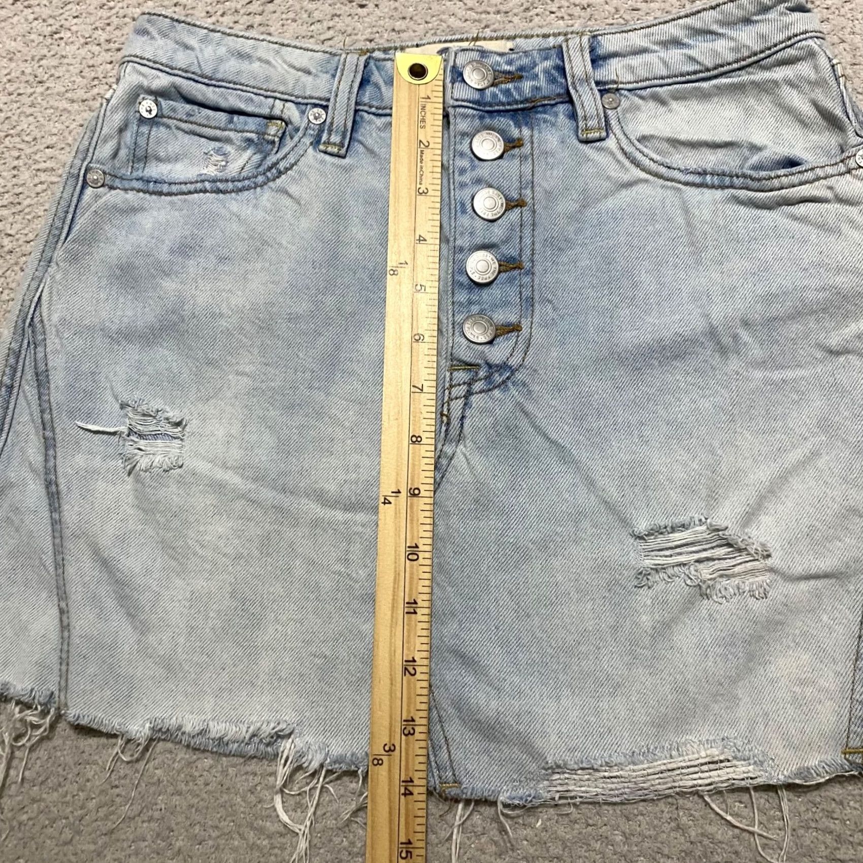 Vintage We the Free We the Free People Womens Skirt 28 Blue Denim Distressed Raw Hem Mini Short Bohemian Pockets Mens Womens Girls Girls Size 28" / US 6 / IT 42 - 5 Thumbnail