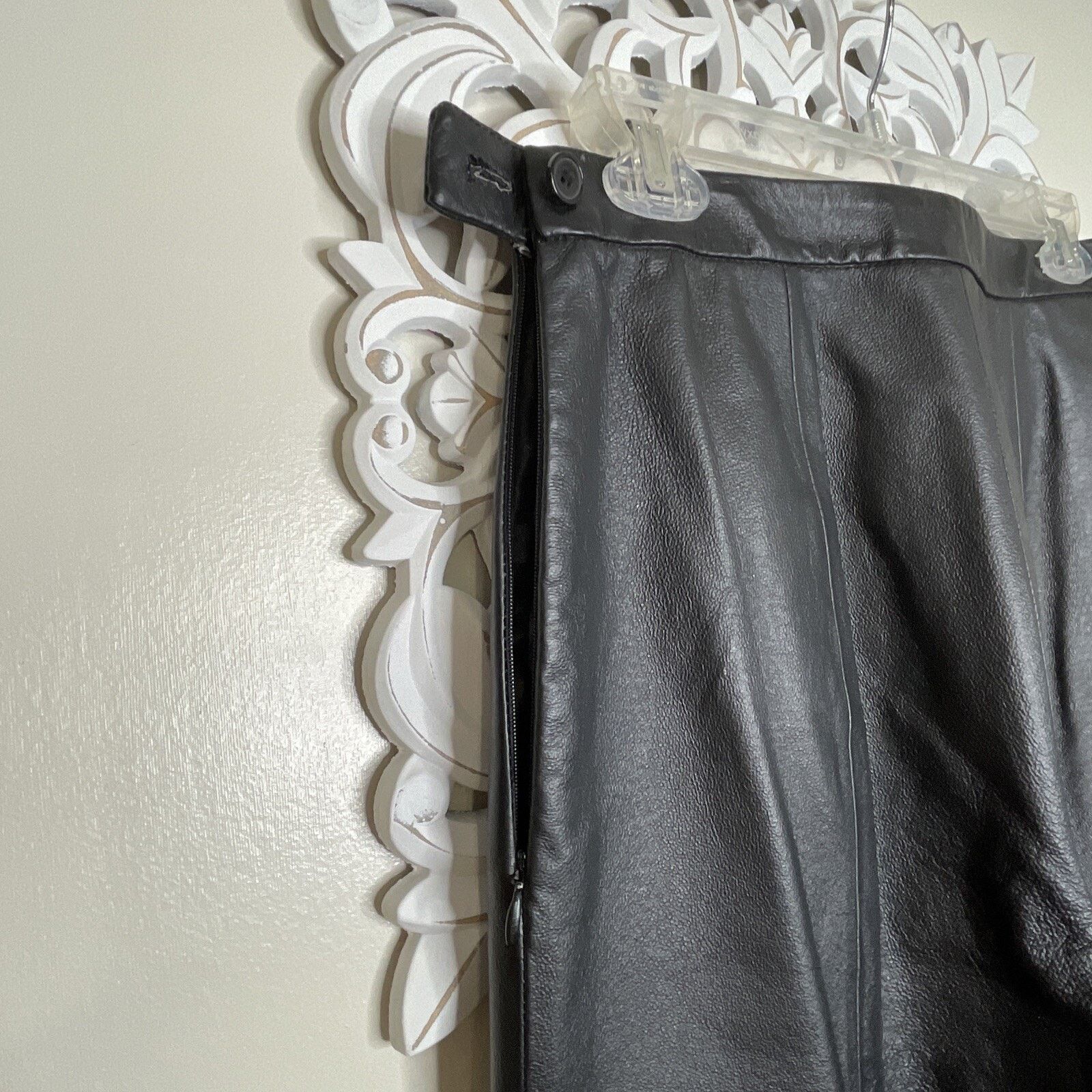 Other CLIO Leather Pants 8 Side Zip & Button Polyester Lined BLACK Size 30" / US 8 / IT 44 - 13 Thumbnail