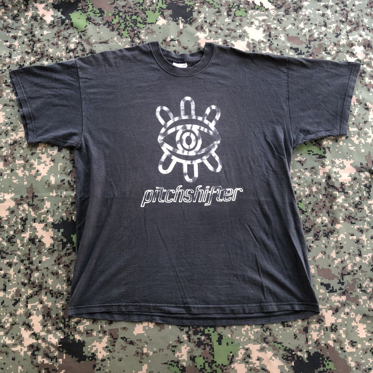 Band Tees × Vintage Vtg 00s Pitchshifter Band Tshirt Size US XL / EU 56 / 4 - 2 Thumbnail