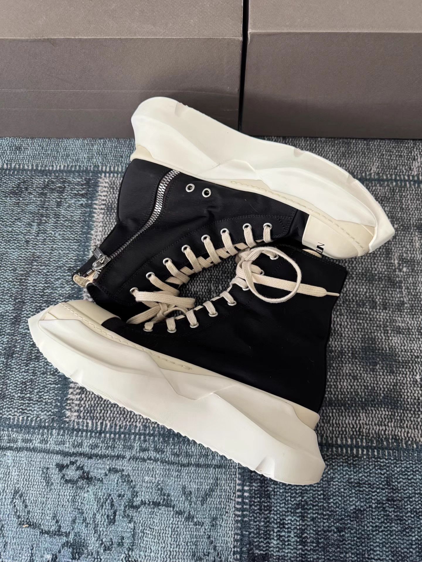 Rick Owens Rick Owens DRKSHDW Tank Sole Converse Style Sneakers Size US 7 / EU 40 - 4 Thumbnail