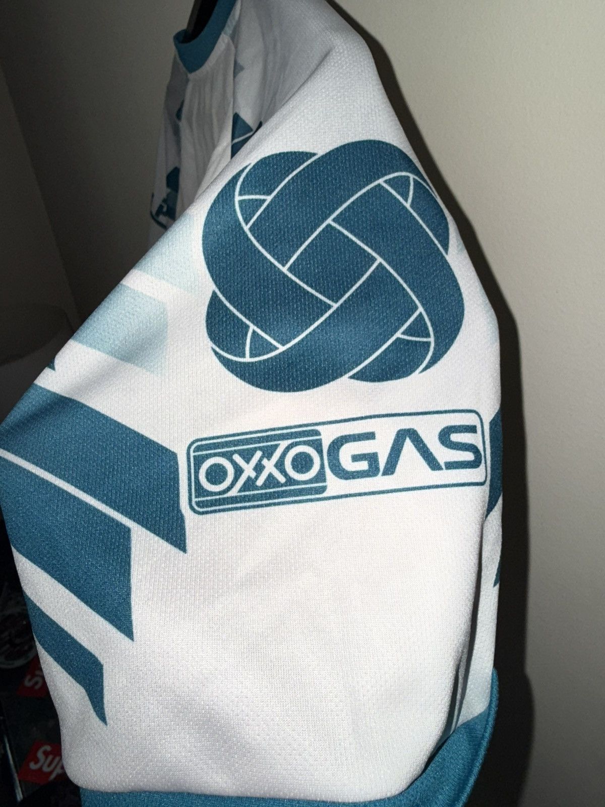Other Club Leon 20-21 3rd Kit Size US L / EU 52-54 / 3 - 7 Thumbnail
