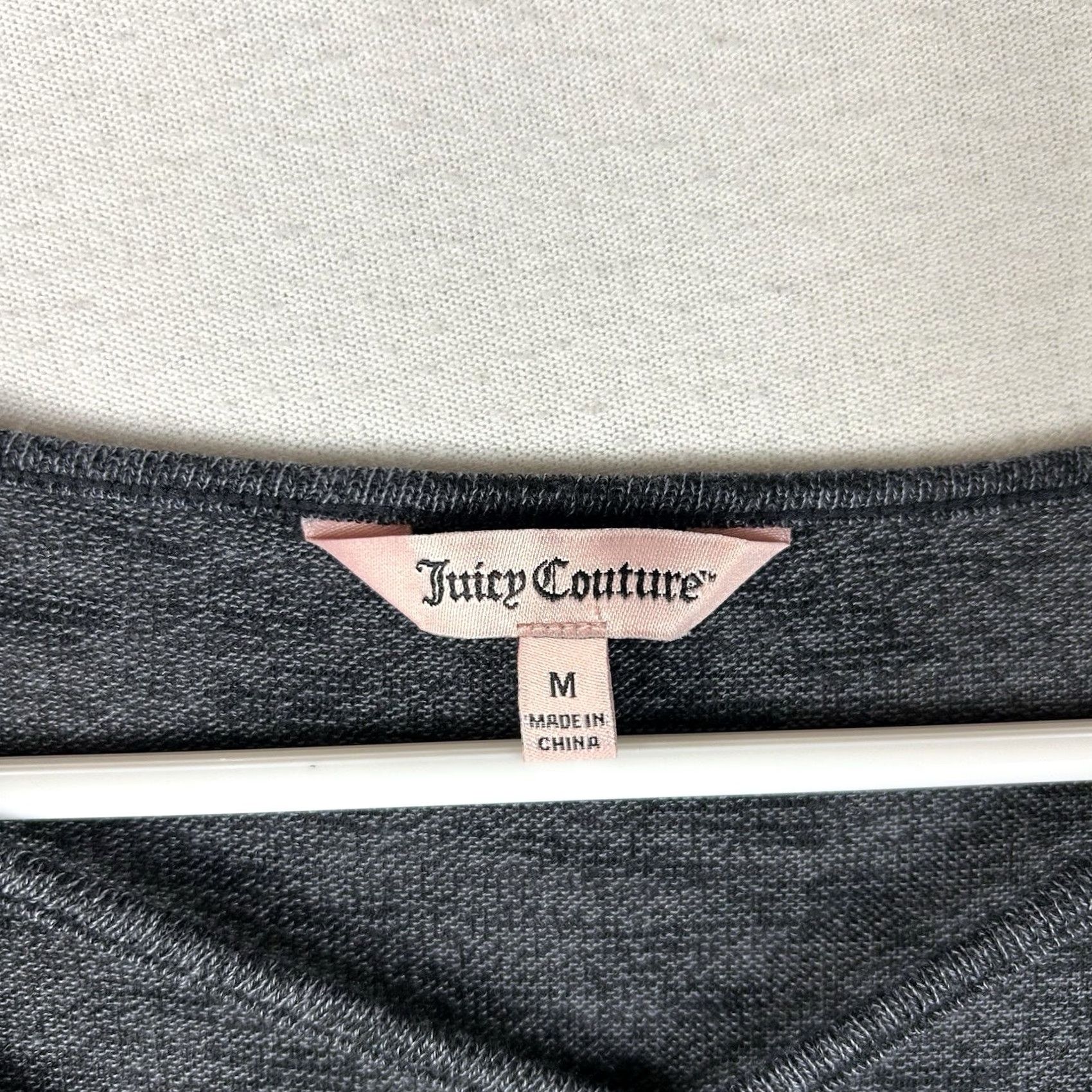Juicy Couture Juicy Couture Blouse Shirt Womens Medium Gray Round Neck Long Sleeve Casual Top Size M / US 6-8 / IT 42-44 - 3 Thumbnail