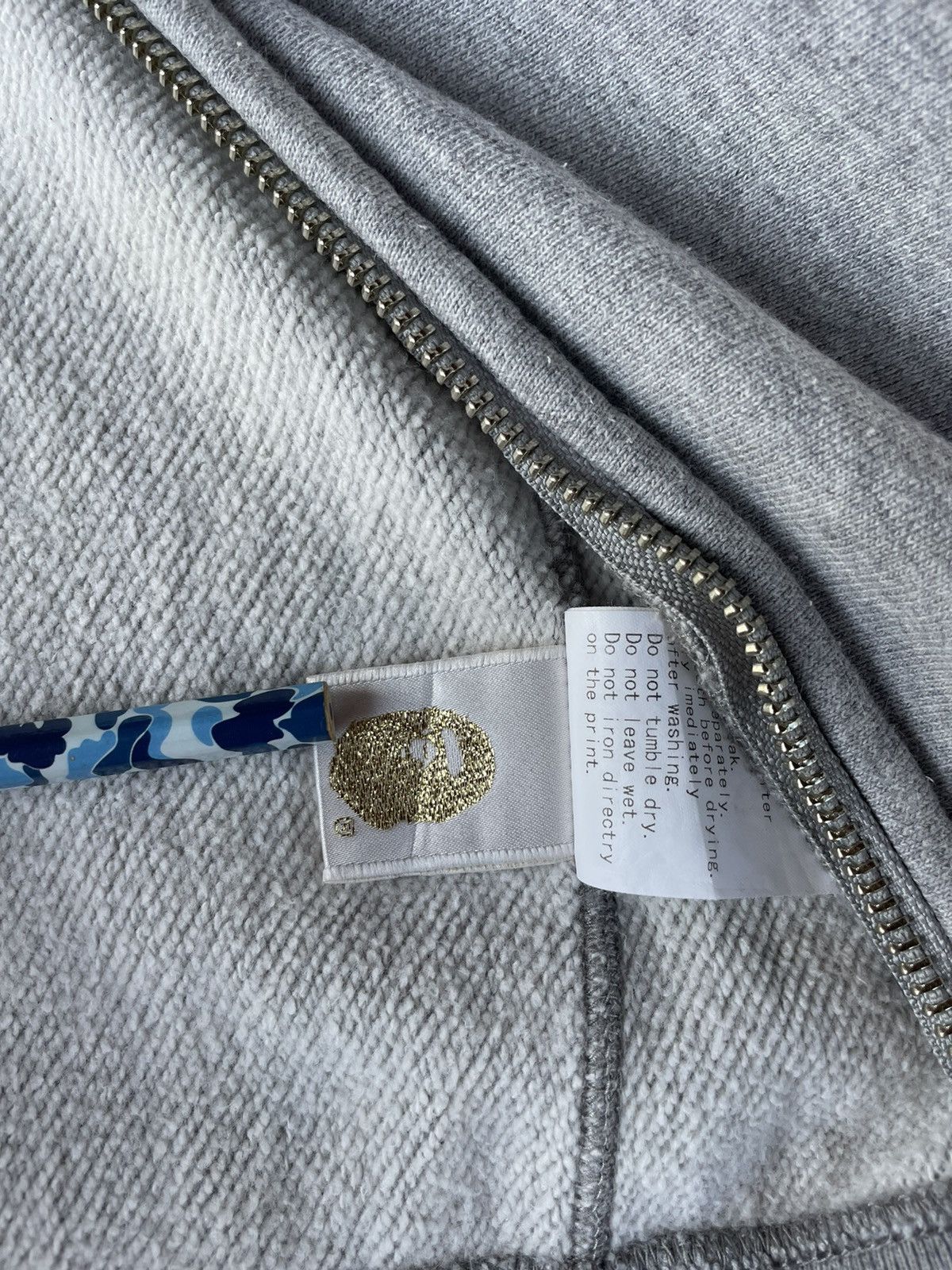 Bape OG Bape Back Logo Zip Hoodie Size US S / EU 44-46 / 1 - 10 Thumbnail