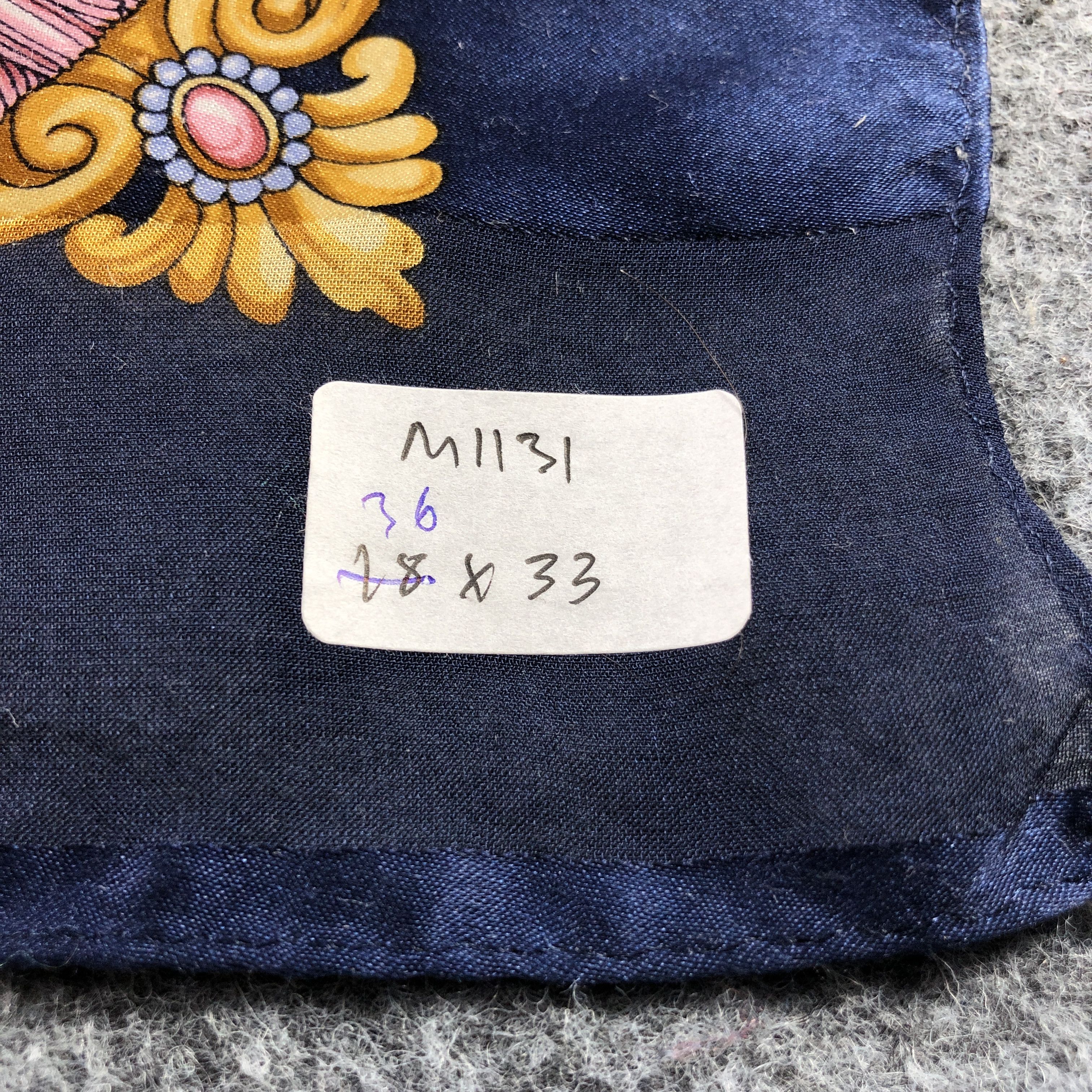 Japanese Brand Luxury Design Silk Scarf M1131 Size ONE SIZE - 8 Thumbnail