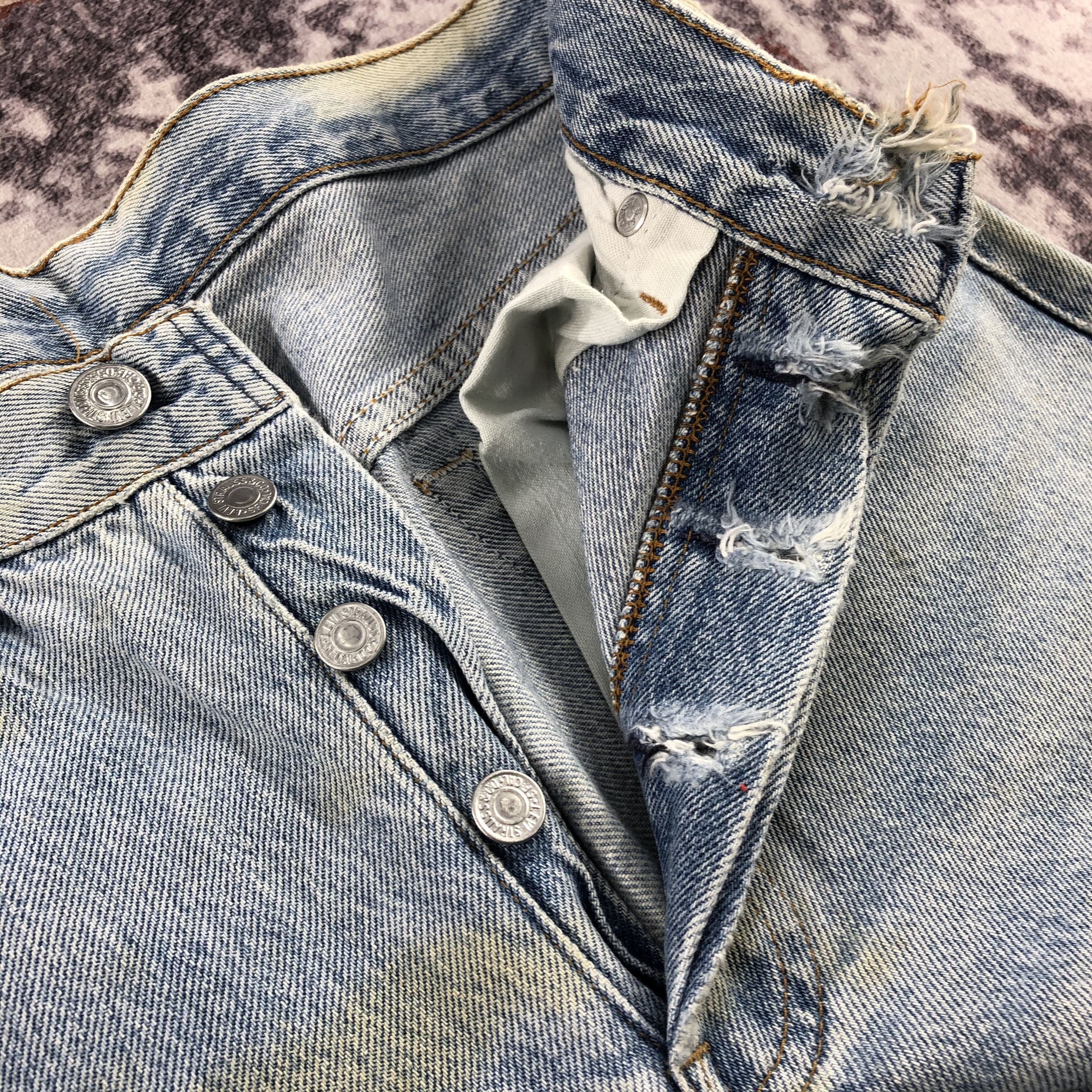 Levi's Vintage 90s Distress Levis 501 Jeans-JM2795 Size US 29 - 12 Thumbnail