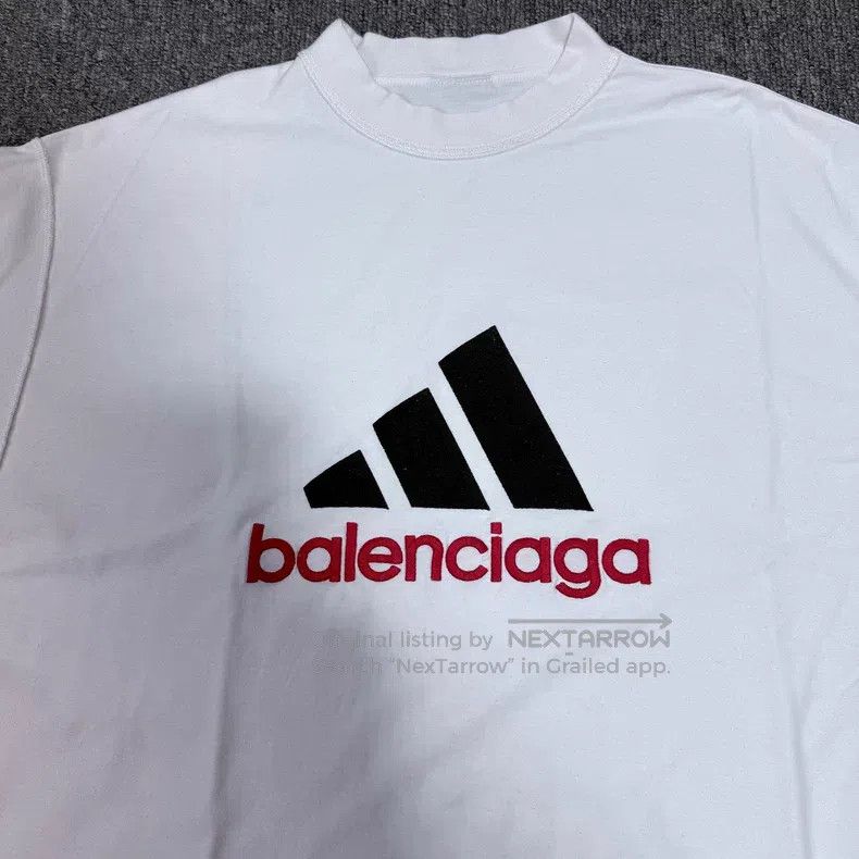 Balenciaga Balenciaga Short Sleeve T-Shirt with Letter Embroidery Log Size US S / EU 44-46 / 1 - 2 Thumbnail