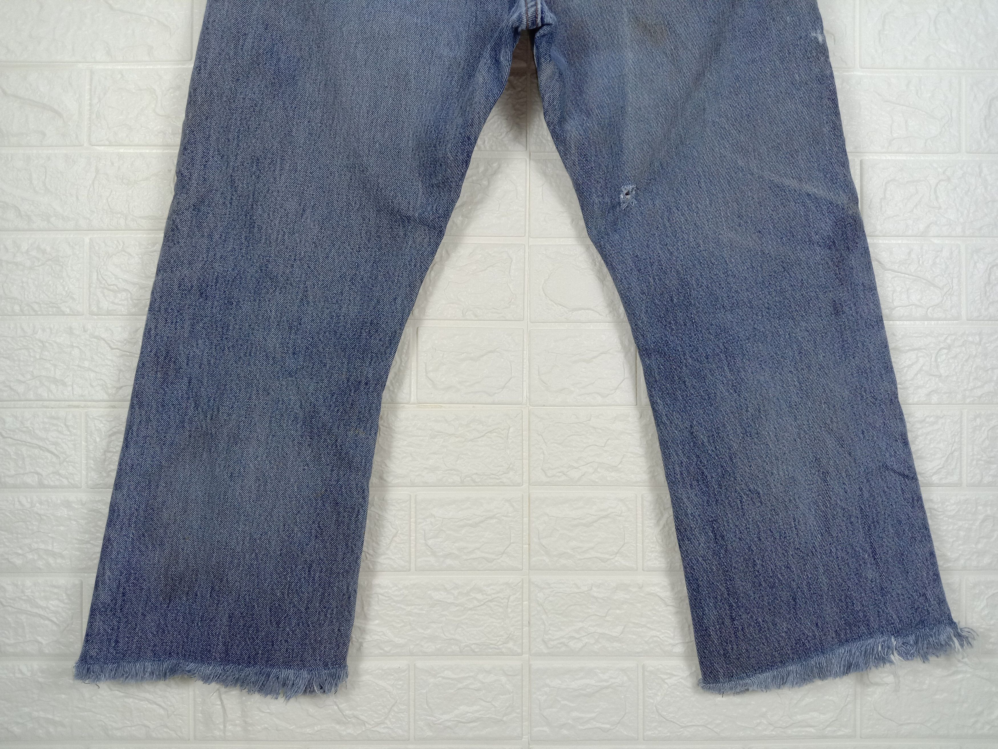 Levi's Vintage Levi's 517 Flare Jeans Dirty Wash Distressed Denim Size US 33 - 8 Thumbnail