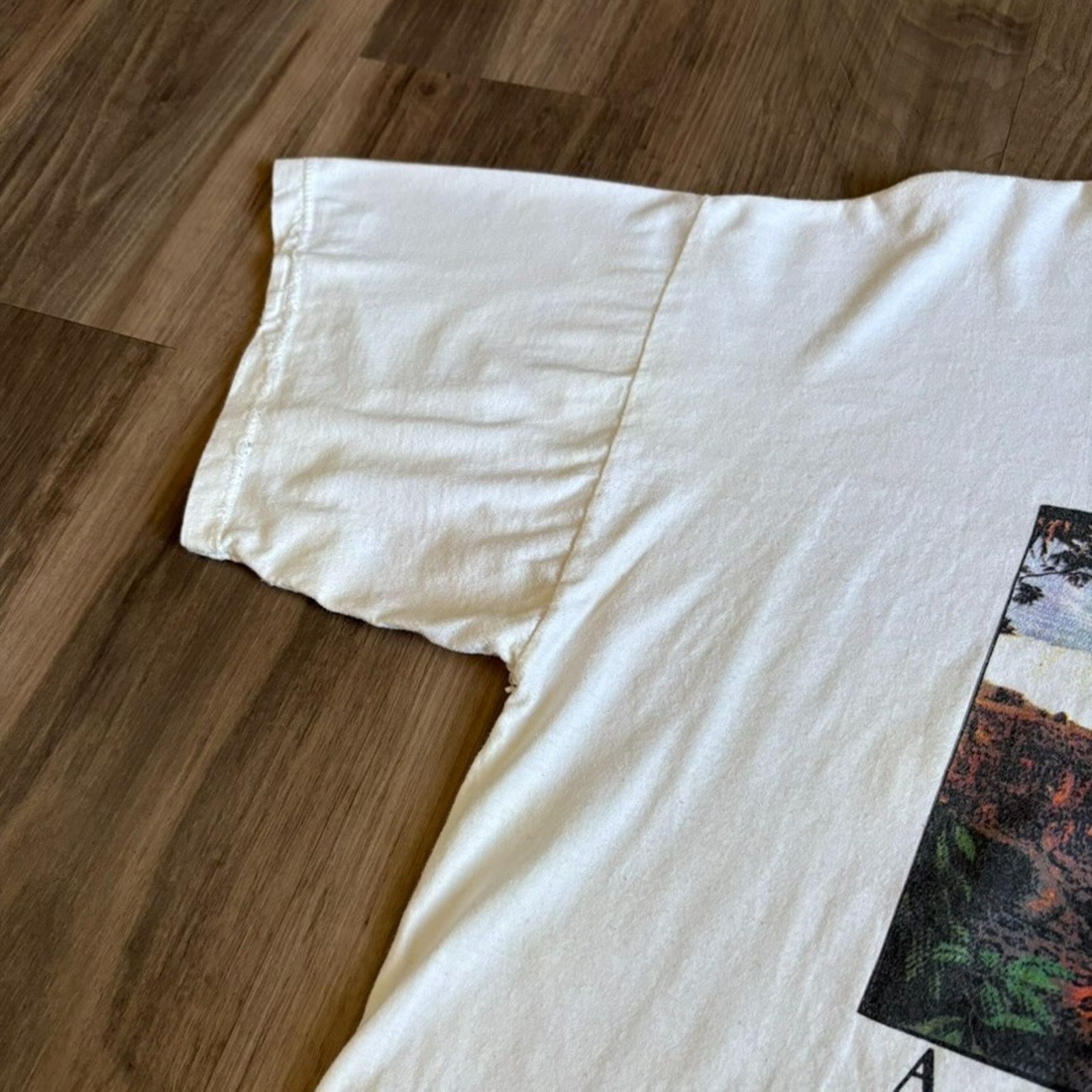 Vintage Vintage Iguazu Falls Nature T-Shirt Size L Size US L / EU 52-54 / 3 - 4 Thumbnail