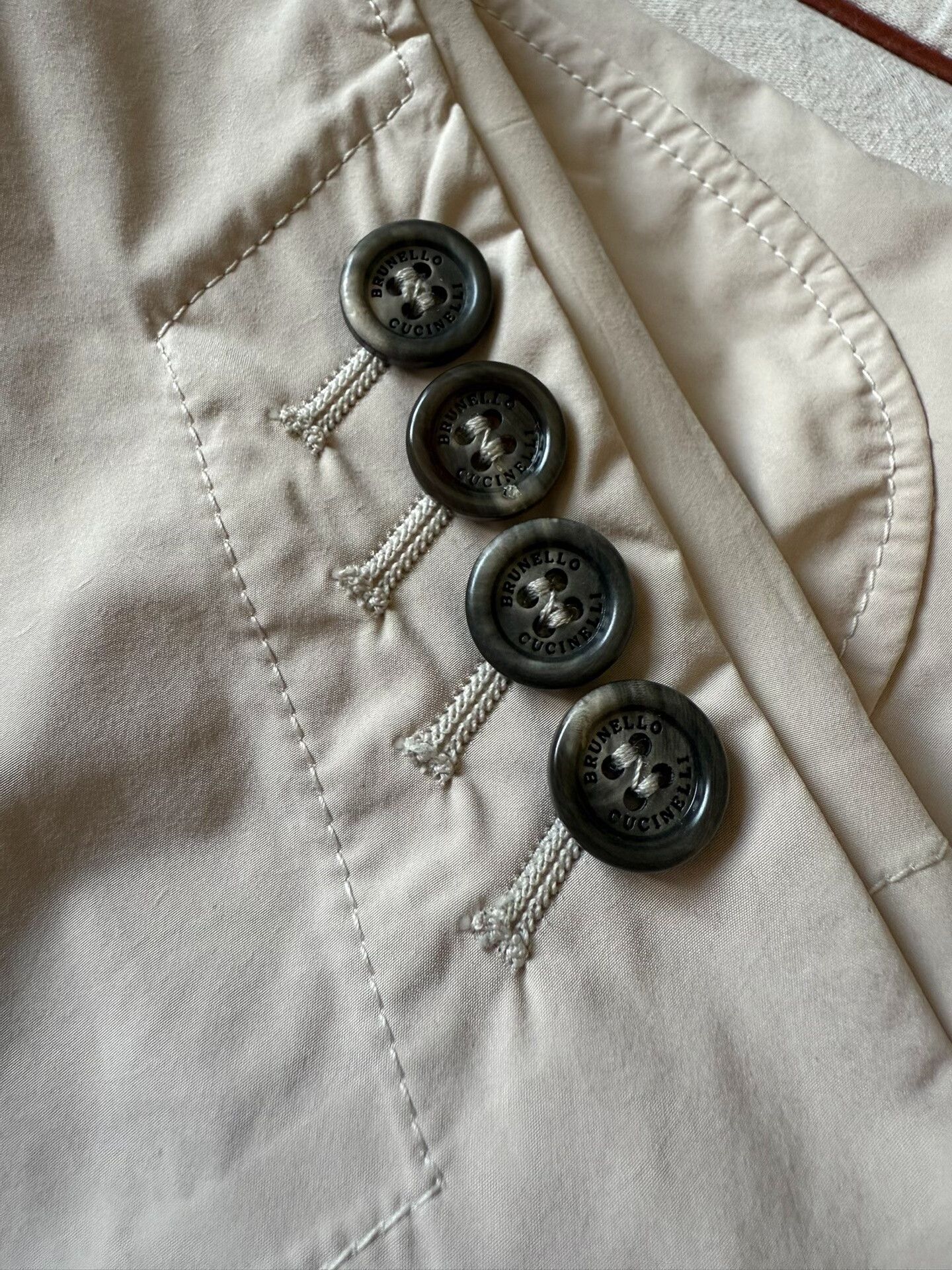Brunello Cucinelli Brunello Cucinelli Beige Jacket Spring/Summer Size US M / EU 48-50 / 2 - 4 Thumbnail