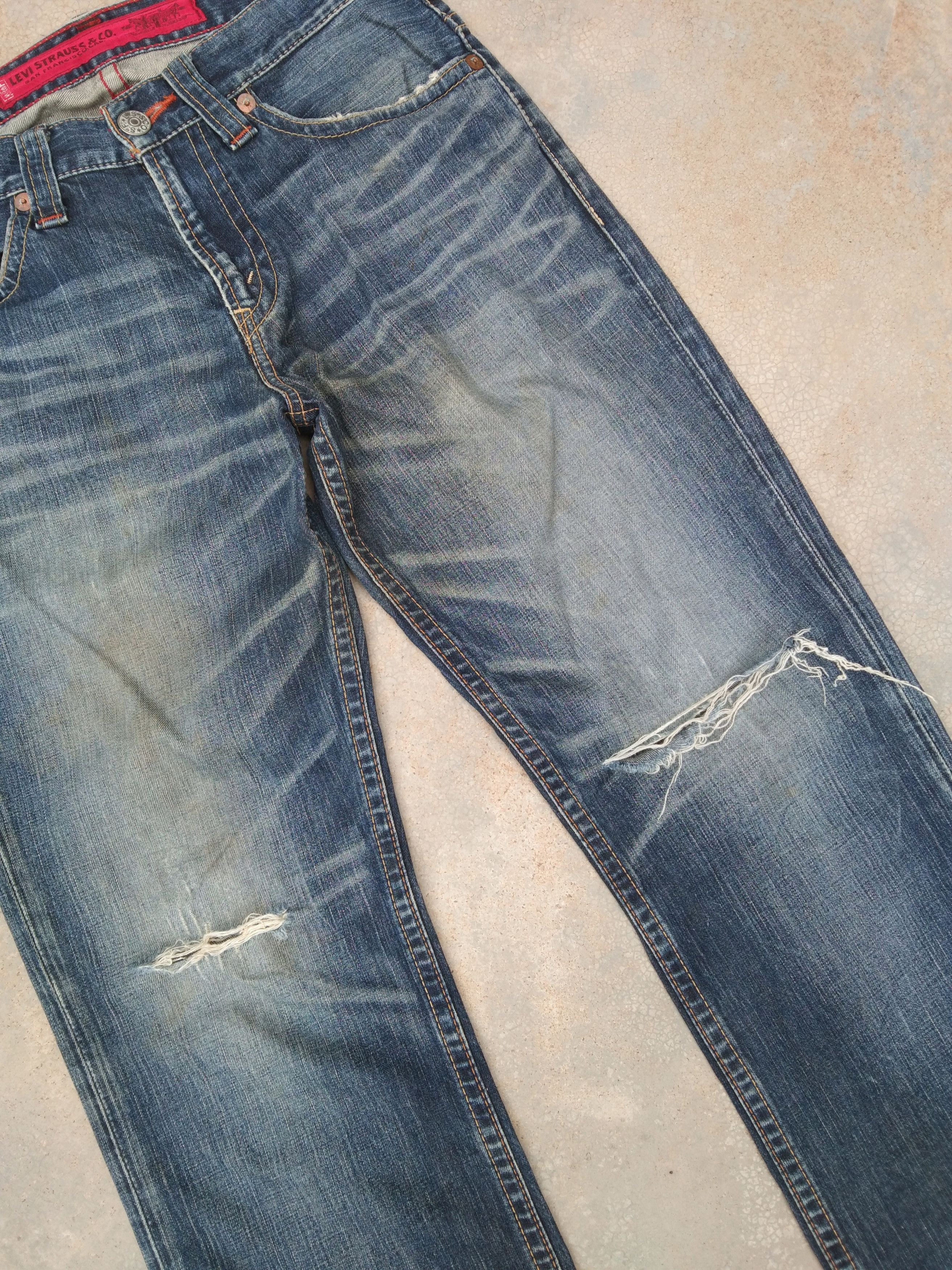 Levi's Vintage Levi's Jeans 502 Straight Leg Distressed Denim 30x30 Size US 30 / EU 46 - 4 Thumbnail