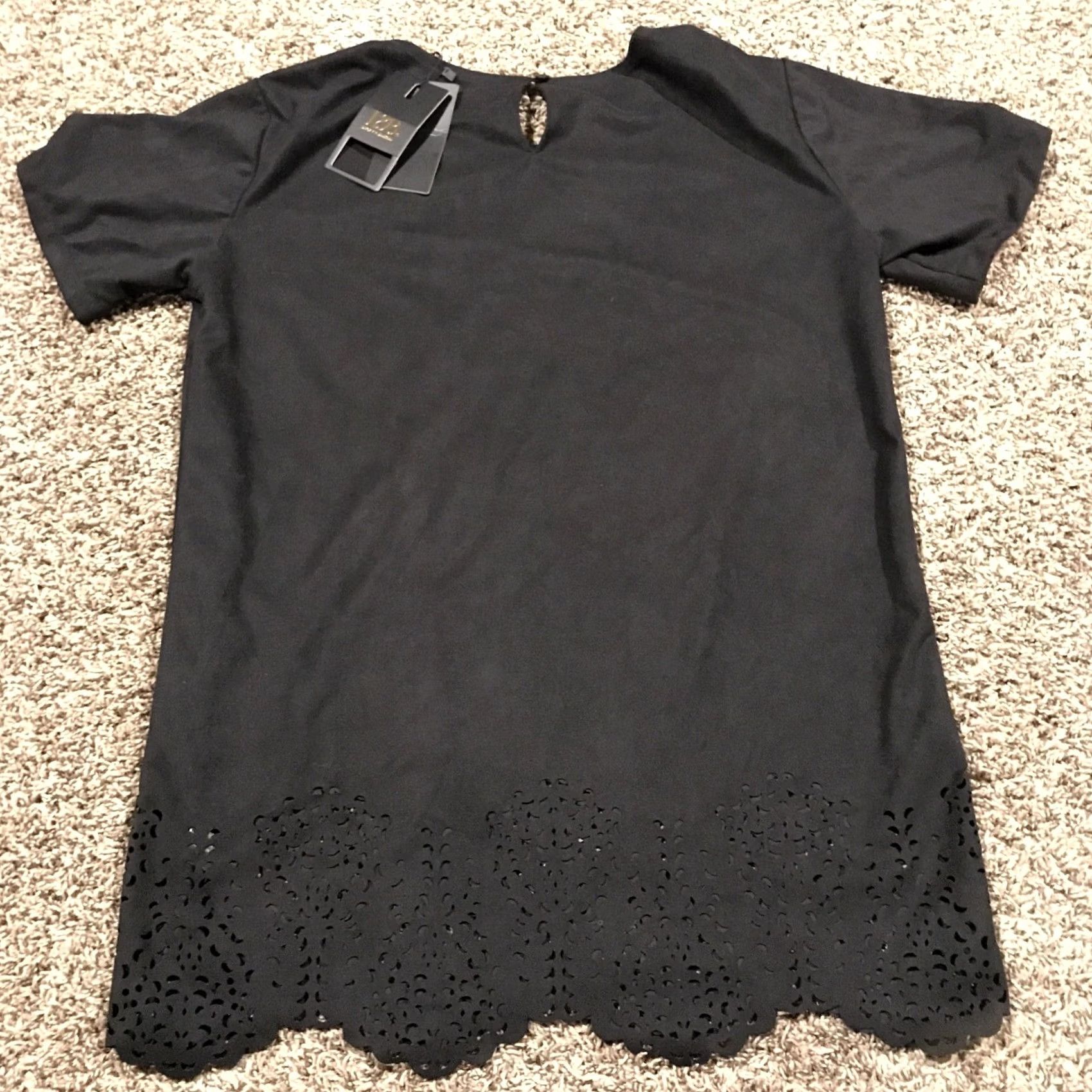 Vintage Womens S Black Blouse Short Sleeve L & B Velvet Polyester Button Nwt Casual Basic Solid Nwt A23 Size S / US 4 / IT 40 - 4 Thumbnail