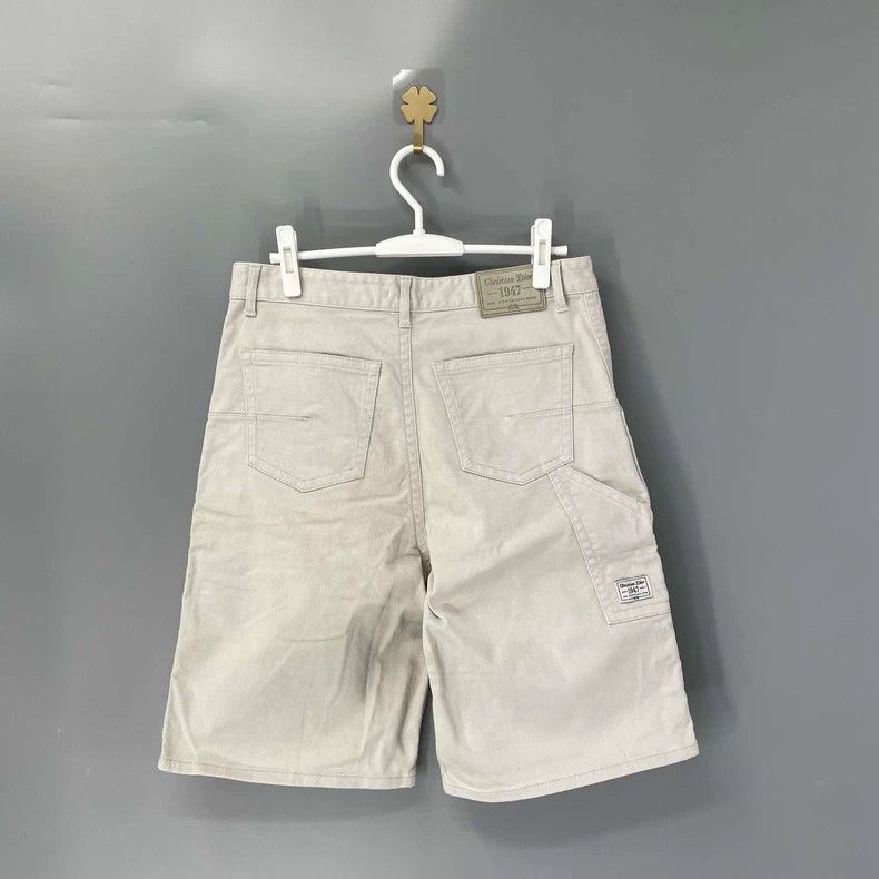 Dior Dior 1947 solid color casual straight shorts 2502-Nextarrow Size US 31 - 1 Thumbnail