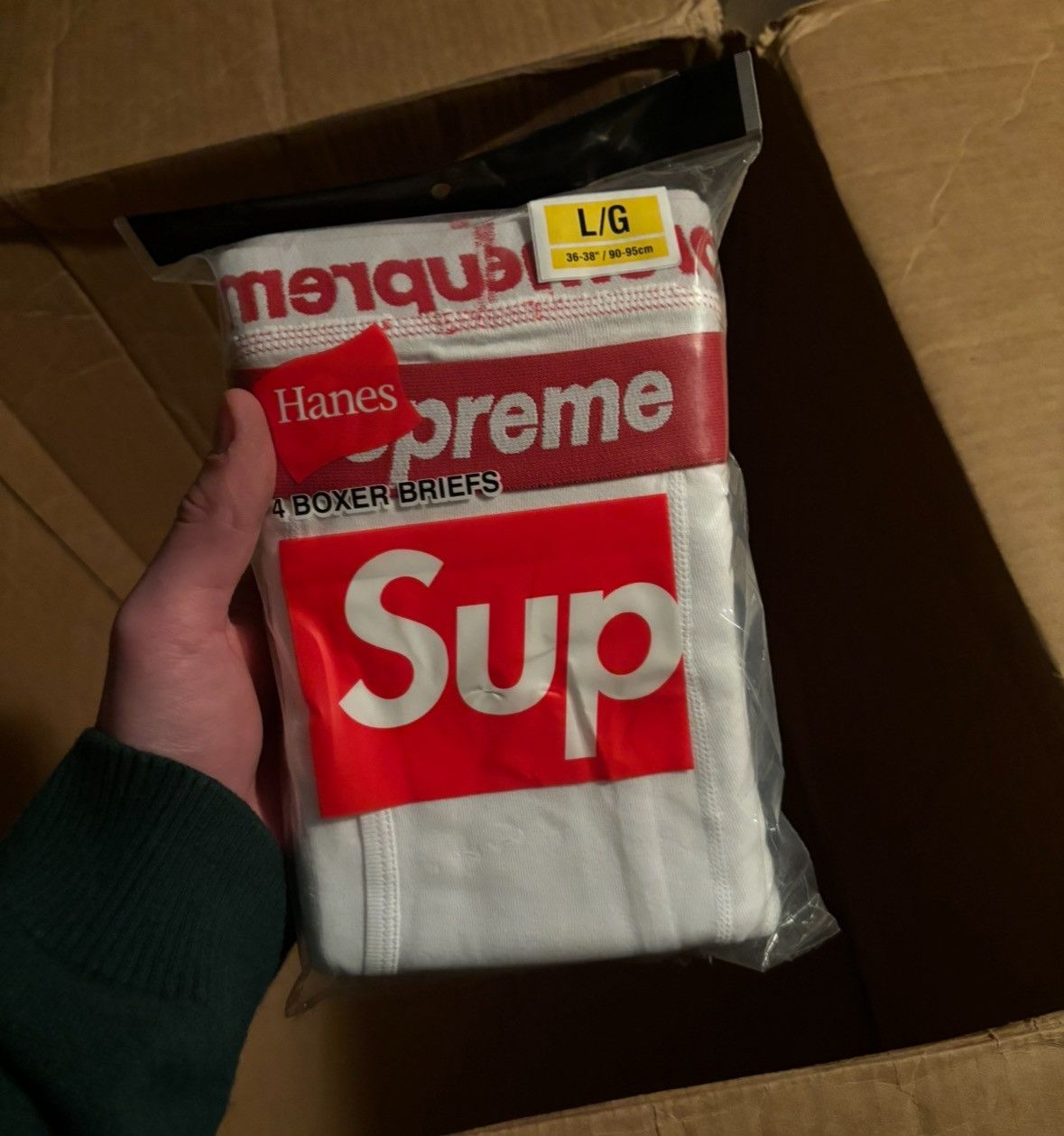 Supreme Supreme x Hanes Boxer Briefs (4 pack) - White - SIZE LARGE Size 34 - 1 Thumbnail