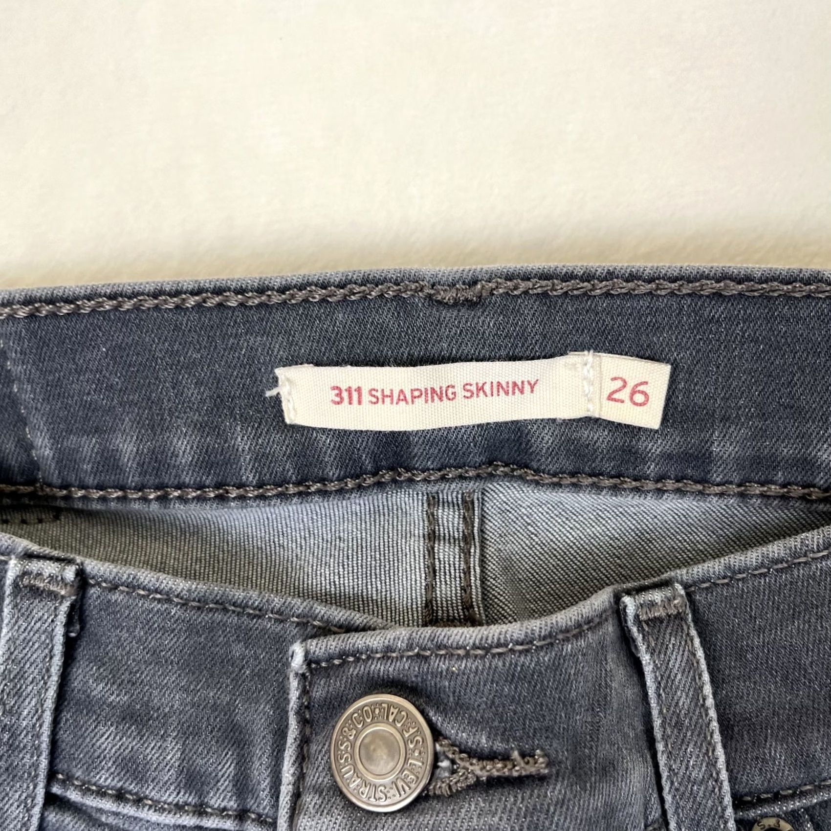 Levi's Levi's 311 Shaping Skinny Mid-Rise Jeans Womens 26x30 Black Charcoal Stretch Jeans Ladies Slim, Regular, 5-Pocket, Zip Closure Size 26" / US 2 / IT 38 - 3 Thumbnail