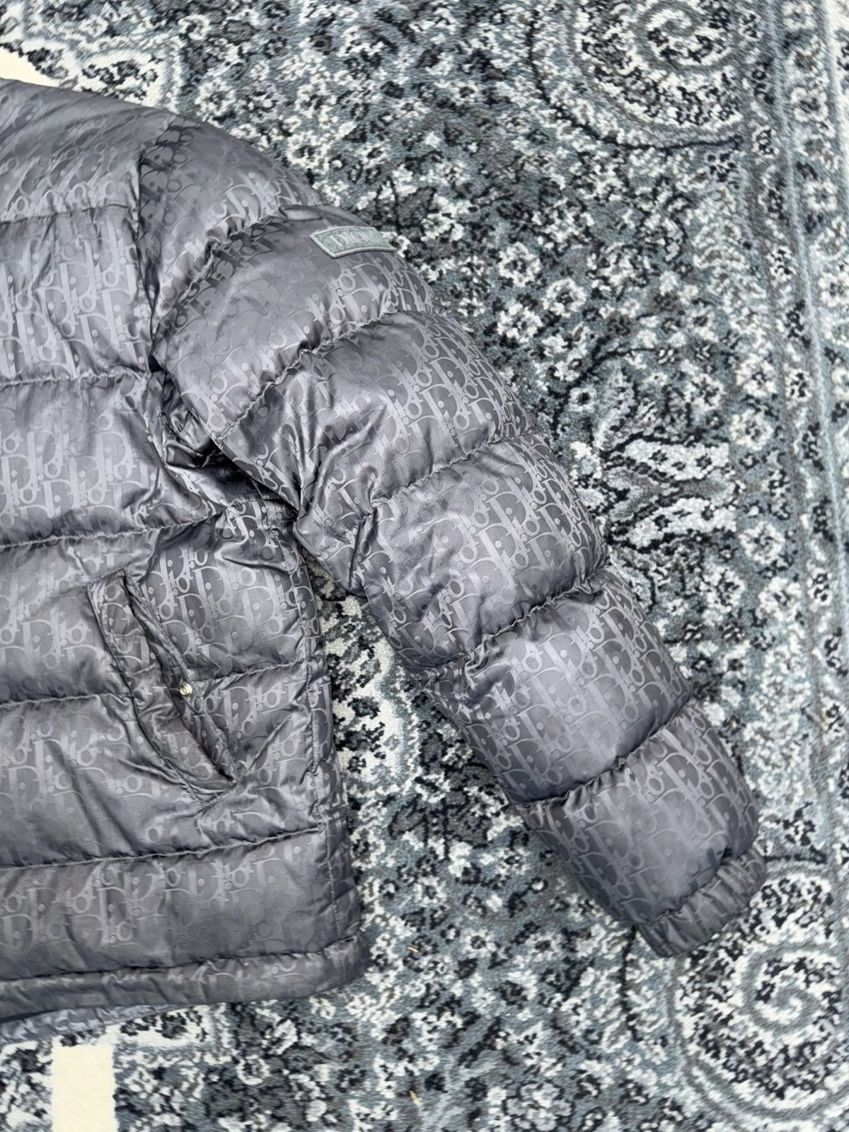 Dior oblique puffer dark grey