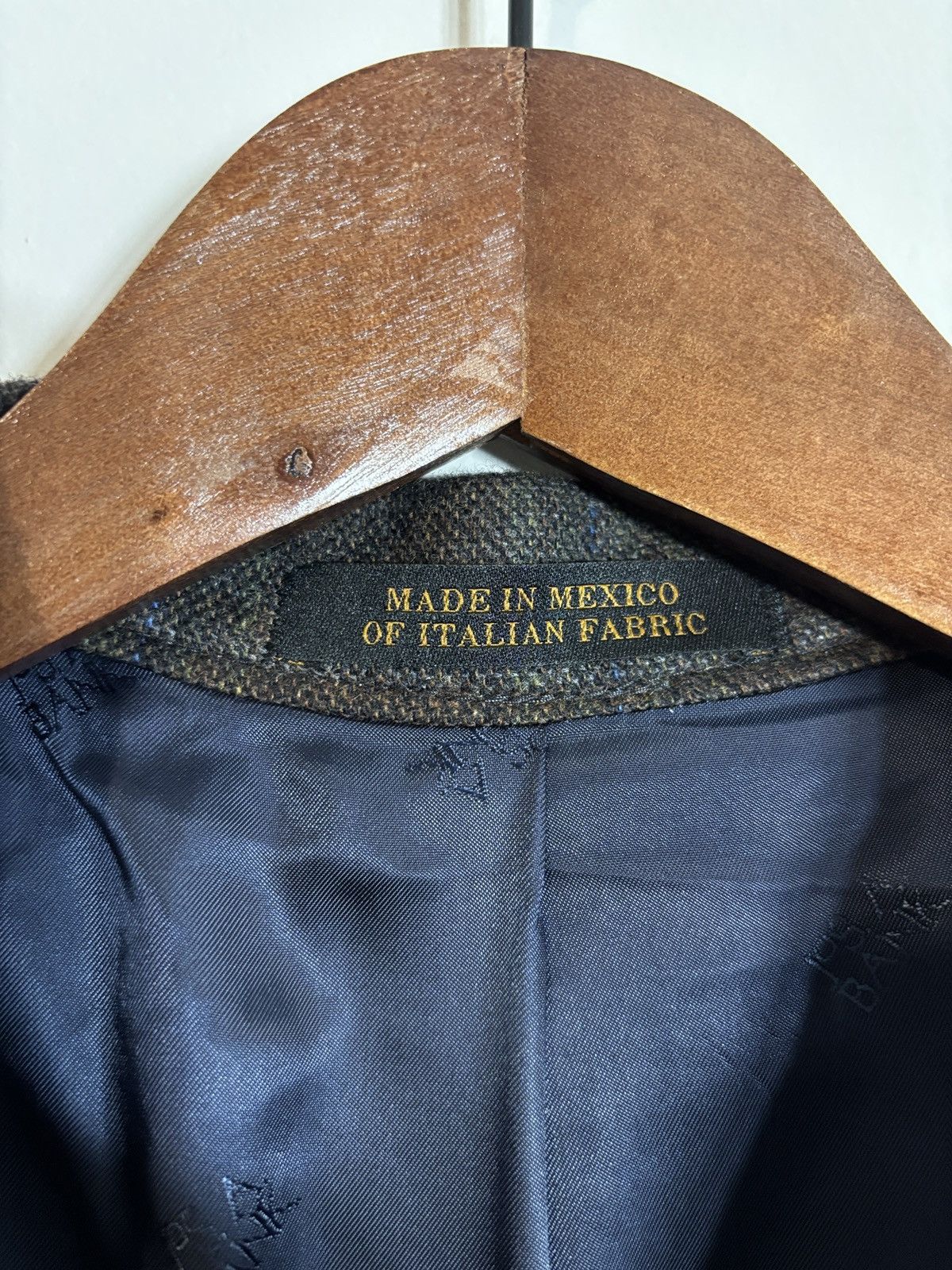 Jos. A. Bank Jos A Bank Reserve Ethomas Cashmere Wool Blazer Tailored 44R Size 44R - 3 Thumbnail