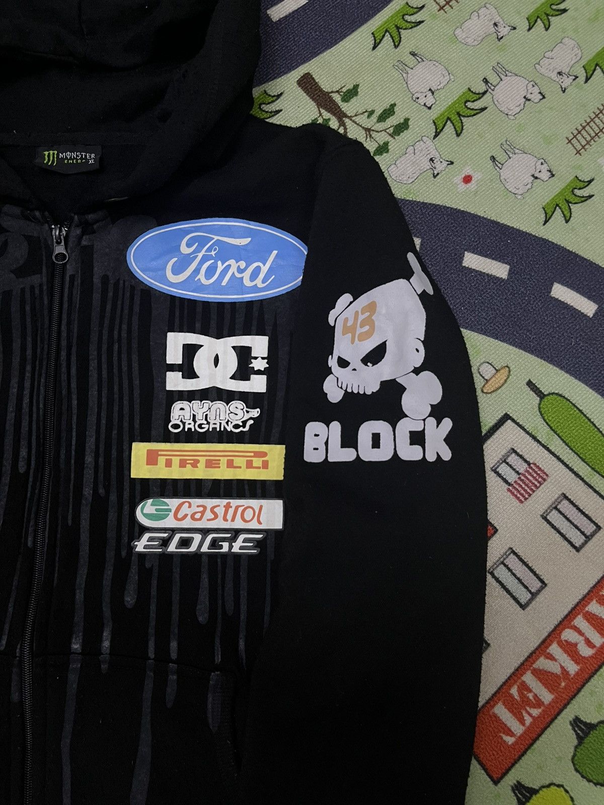 DC MONSTER ENERGY X DCSHOECOUSA x BLOCK43 x PIRELLI VINTAGE Size US L / EU 52-54 / 3 - 3 Thumbnail