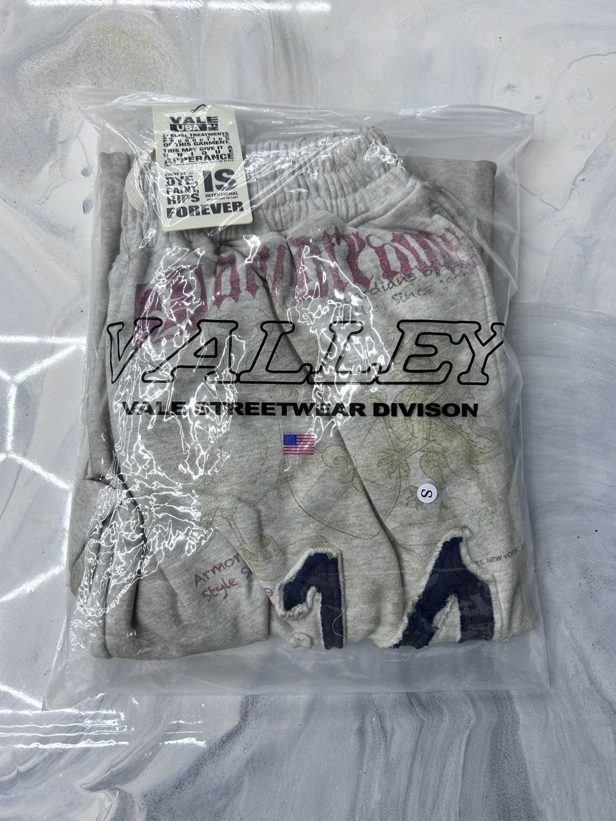 Vale Vale Crash Sweatpants Grey Purple Red Size S Size US 30 / EU 46 - 9 Thumbnail