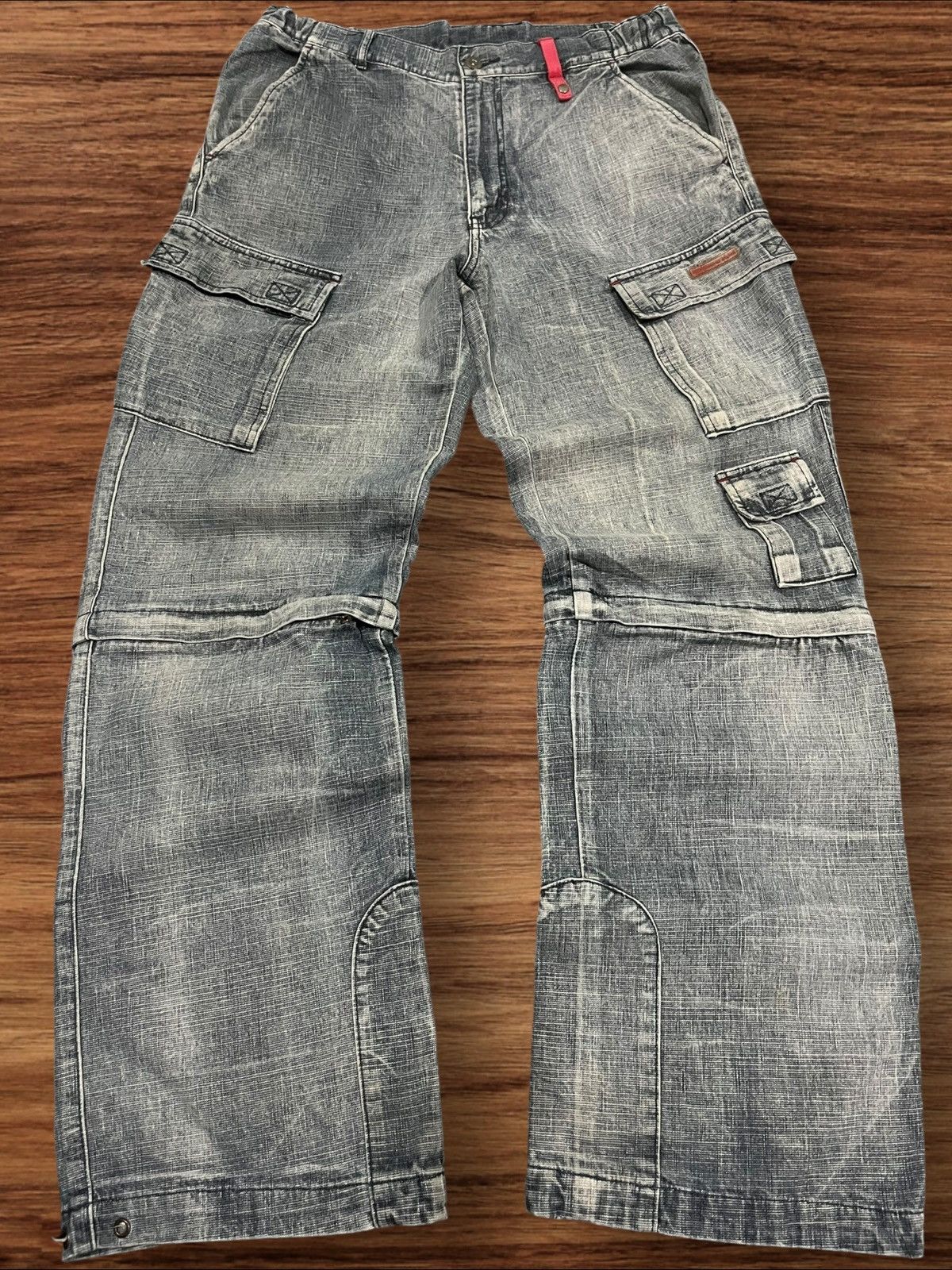 Hypebeast × Japanese Brand Japanese Brand Detachable Leg Multi Pocket Cargo Pants Size US 32 / EU 48 - 1 Thumbnail