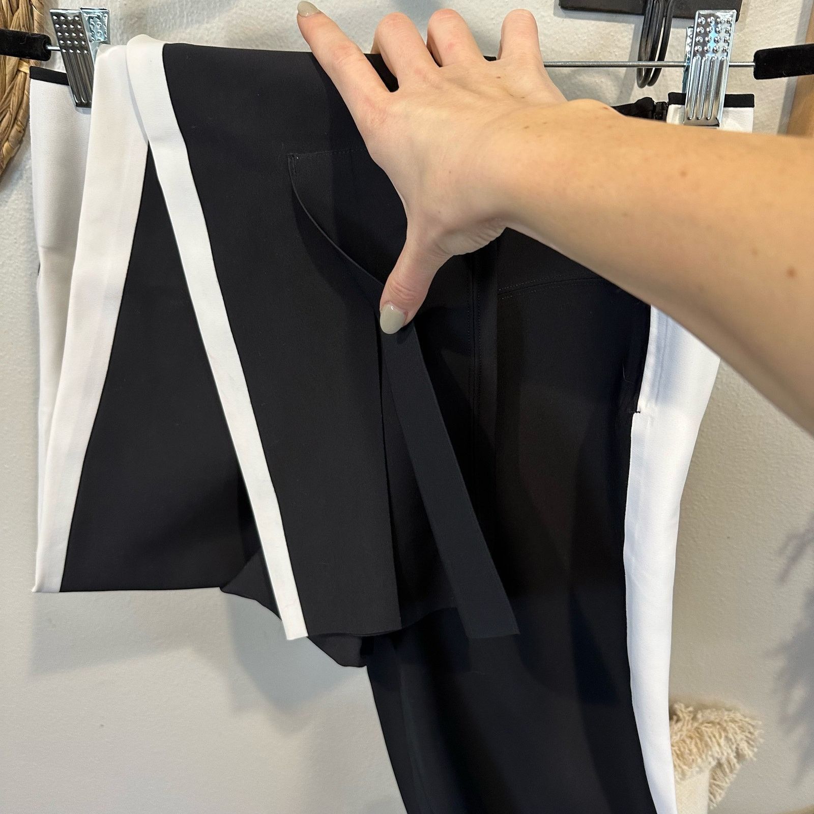 Athleta Like new! ATHLETA Interstellar Colorblock Tight Size 8 Size 30" / US 8 / IT 44 - 5 Thumbnail