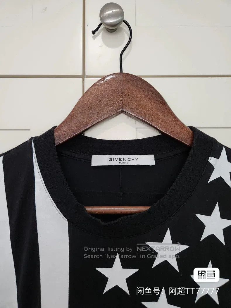Givenchy Givenchy White Striped Star Black Cotton Crew Neck Short S Size US S / EU 44-46 / 1 - 3 Thumbnail