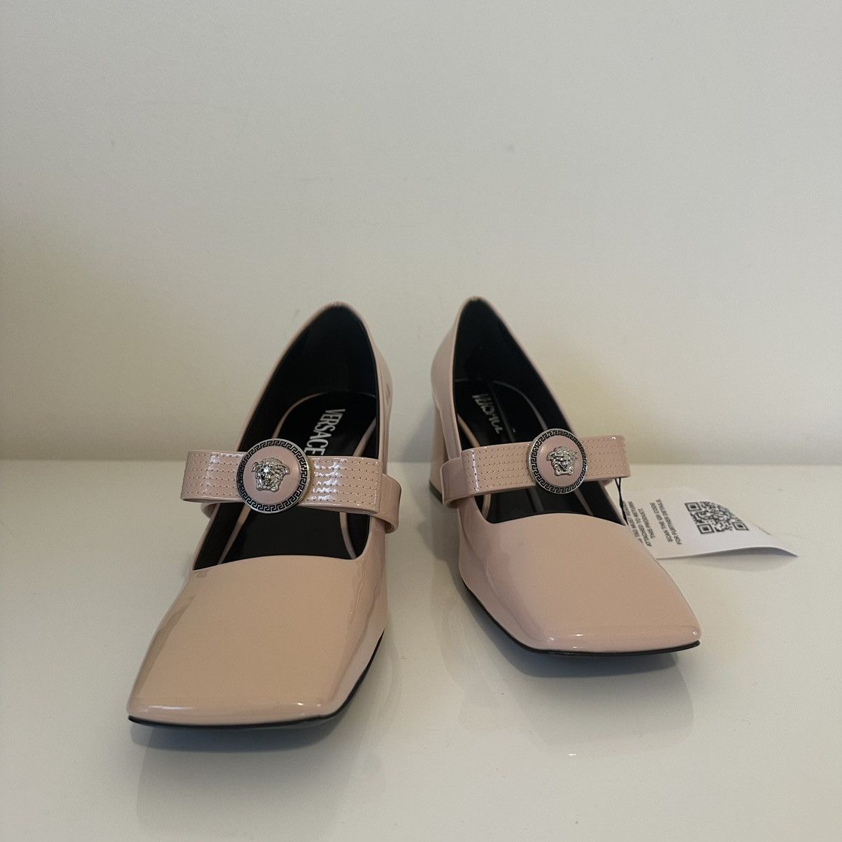 Versace VERSACE Bow-Embellished Mary-Jane Leather Pumps Size US 10 / IT 40 - 4 Thumbnail