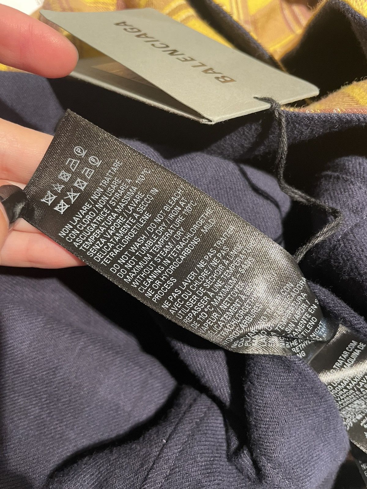 Balenciaga Reversible checked shirt Size US L / EU 52-54 / 3 - 9 Thumbnail