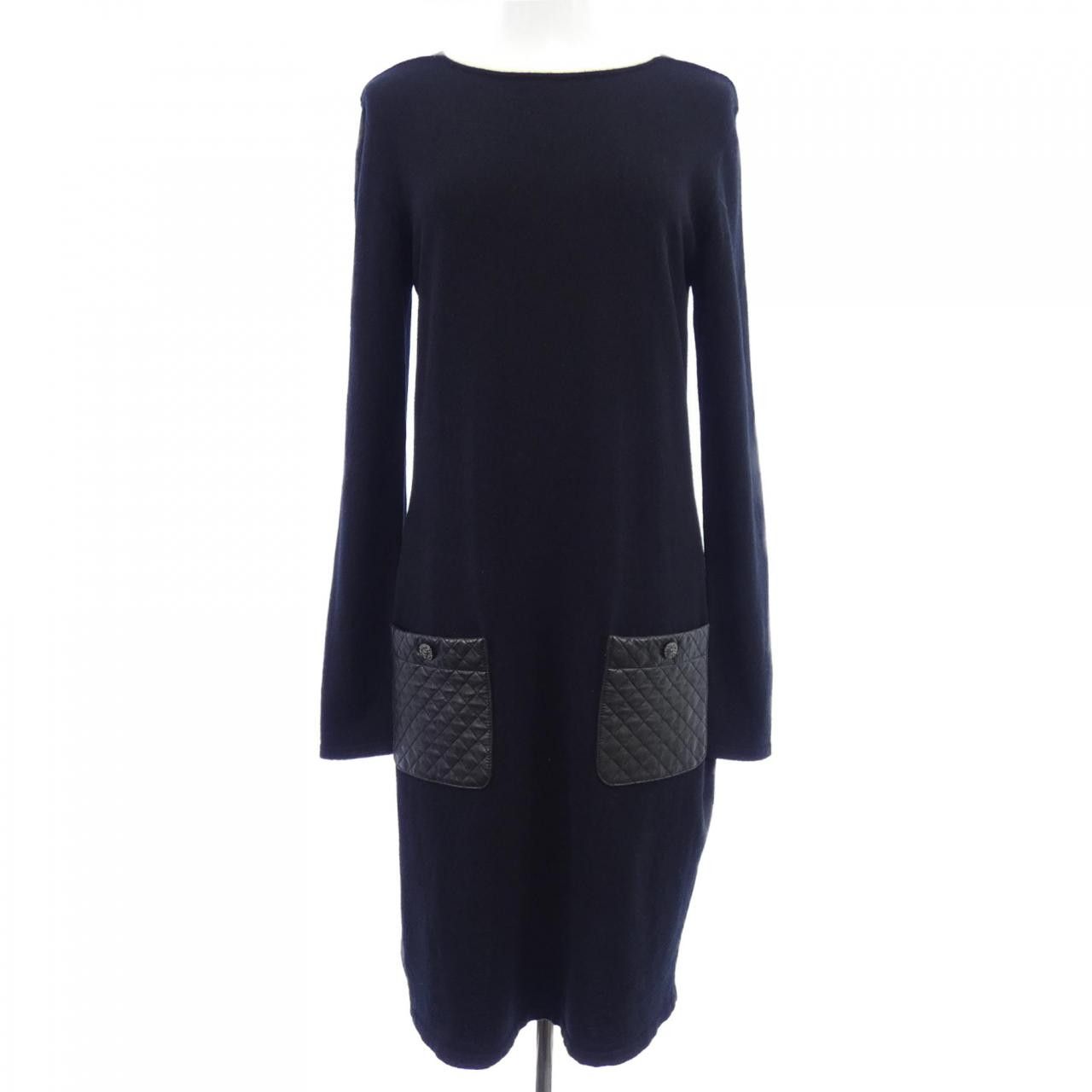 Chanel Chanel Chanel P44396W05180 Cashmere Blend Dress Others Dresses P44396W05180 DUTY FREE for USA Size ONE SIZE - 1 Thumbnail