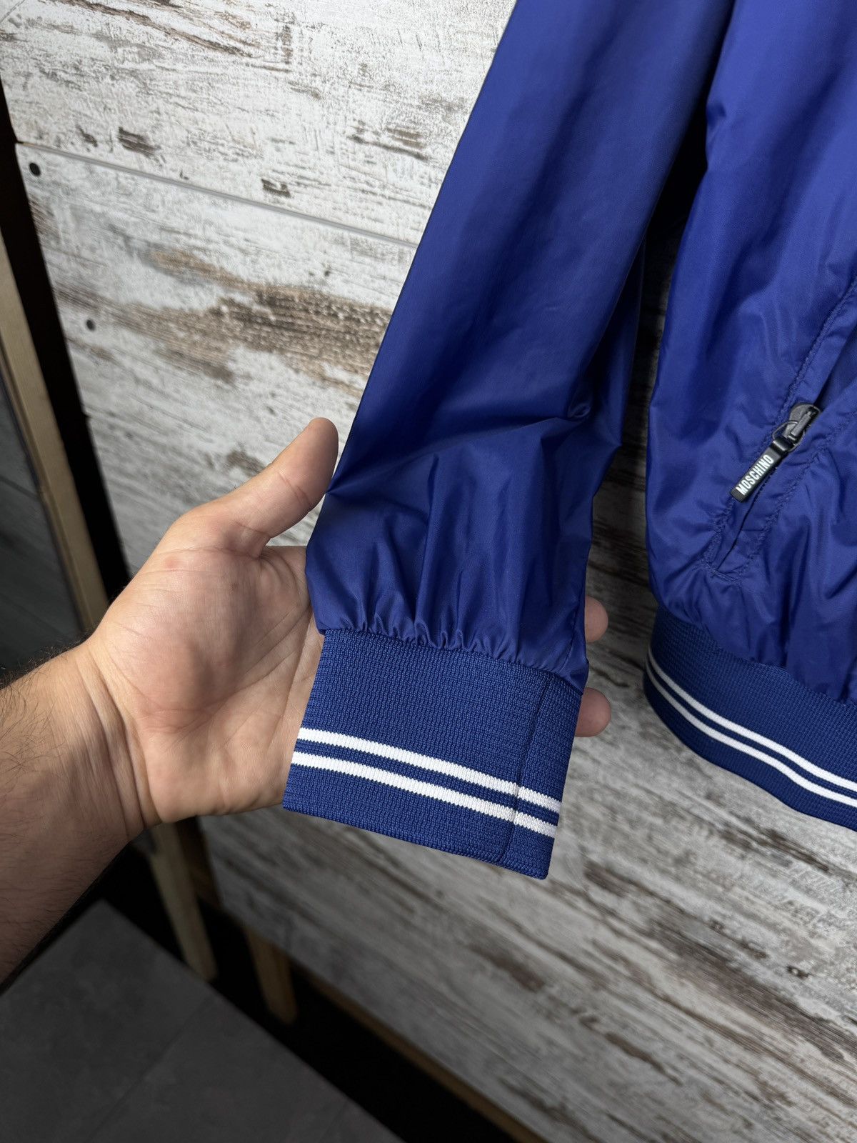 Moschino Mens Vintage Moschino mare nylon jacket size M blue rare Size US M / EU 48-50 / 2 - 6 Thumbnail