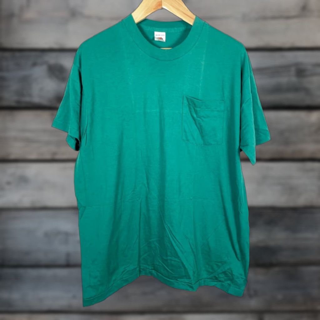 Fruit Of The Loom Vintage Yes Fruit of the Loom 80s Pocket T-Shirt Green 3XL Single Stitch Blank Solid Cotton Jersey Size US XXL / EU 58 / 5 - 1 Thumbnail