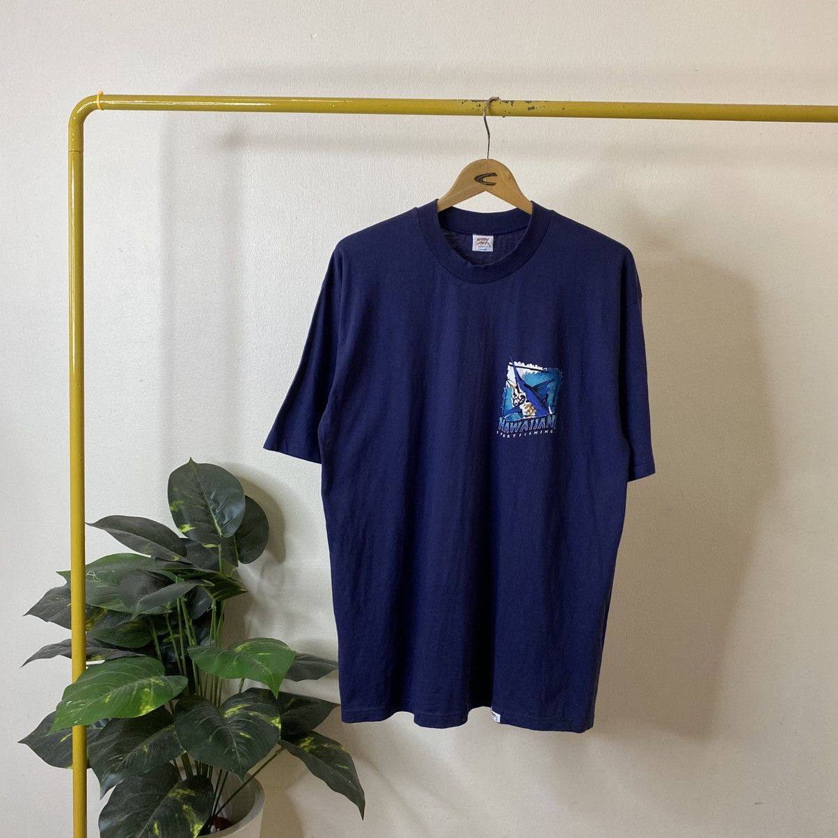 Vintage 1990s Crazy Shirt Hawaiian Sport Fishing T Shirt Size US L / EU 52-54 / 3 - 5 Thumbnail