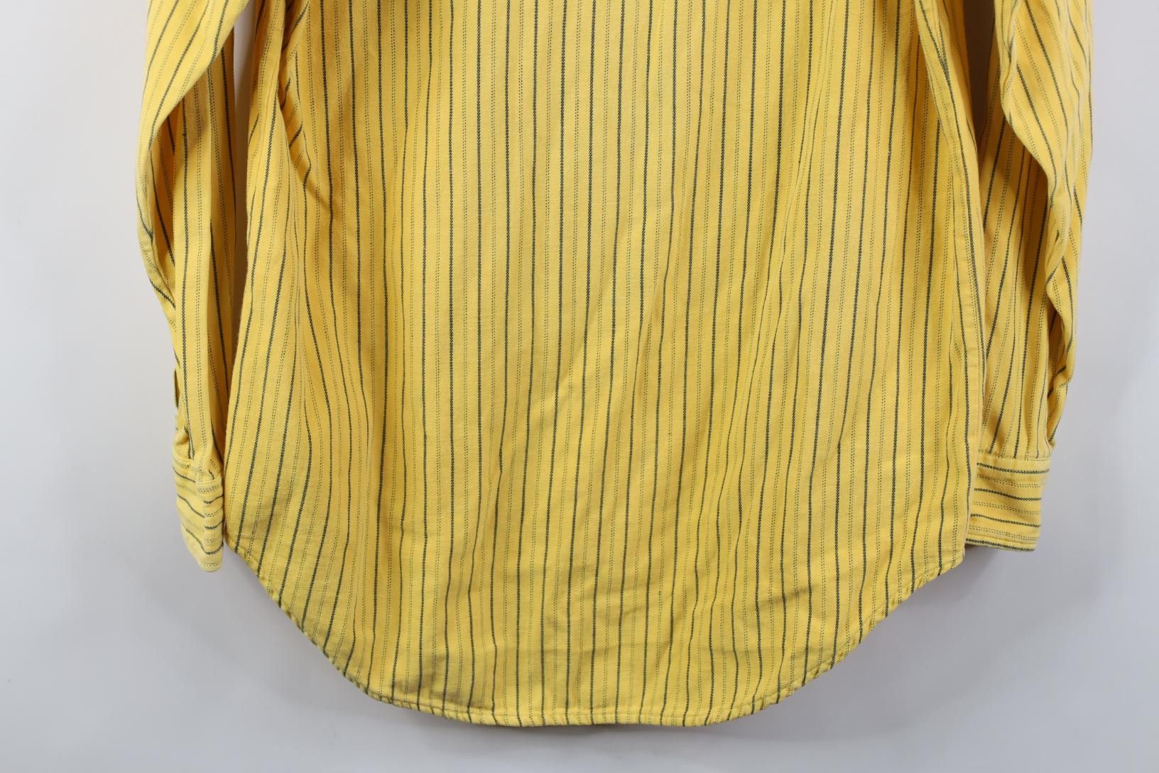 Vintage Vintage 90s Streetwear Big Pocket Button Shirt Yellow Size US S / EU 44-46 / 1 - 11 Thumbnail