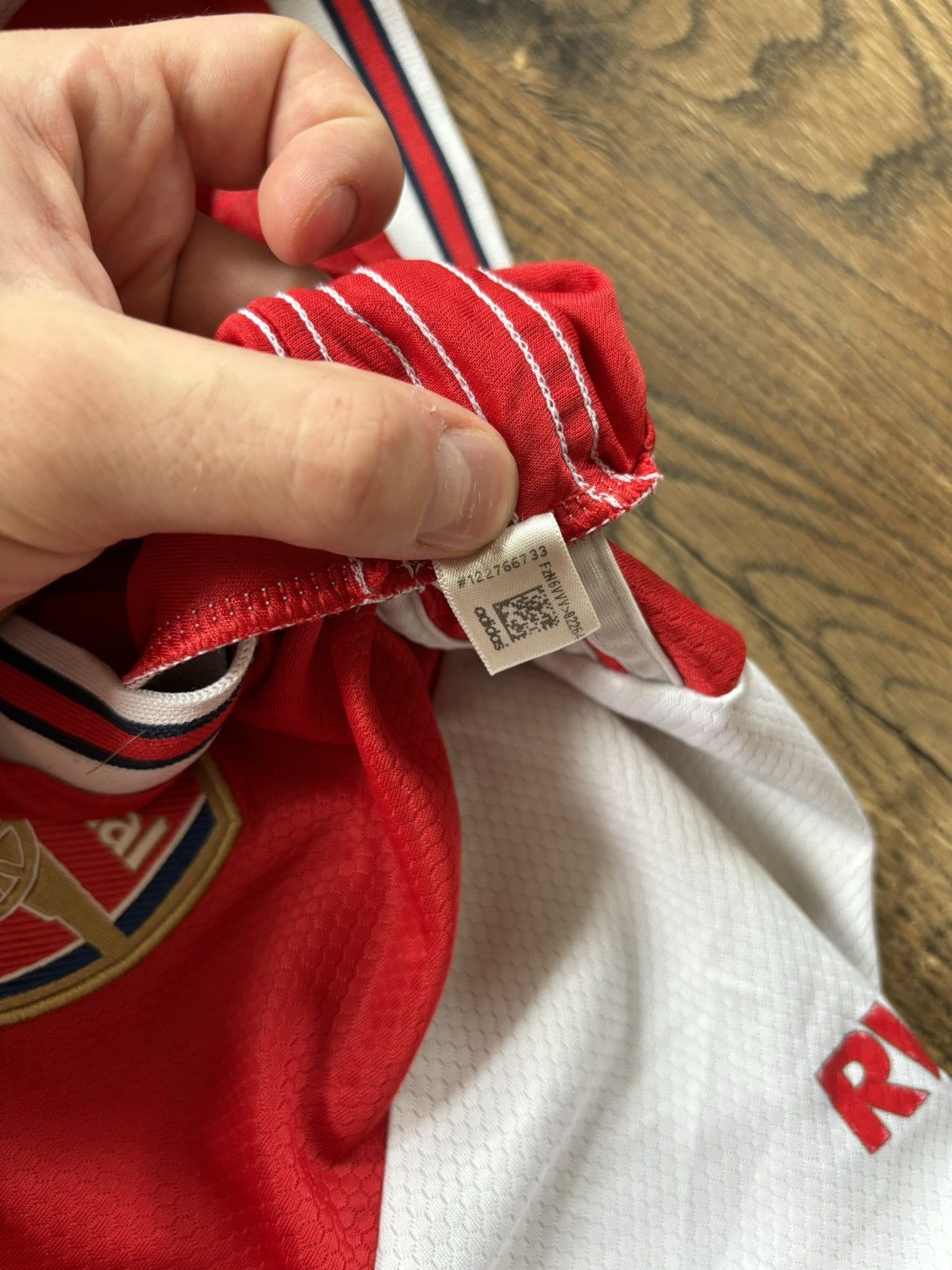 Adidas ARSENAL LONDON 2019-2020 HOME FOOTBALL SHIRT XL ADIDAS Size US L / EU 52-54 / 3 - 8 Thumbnail