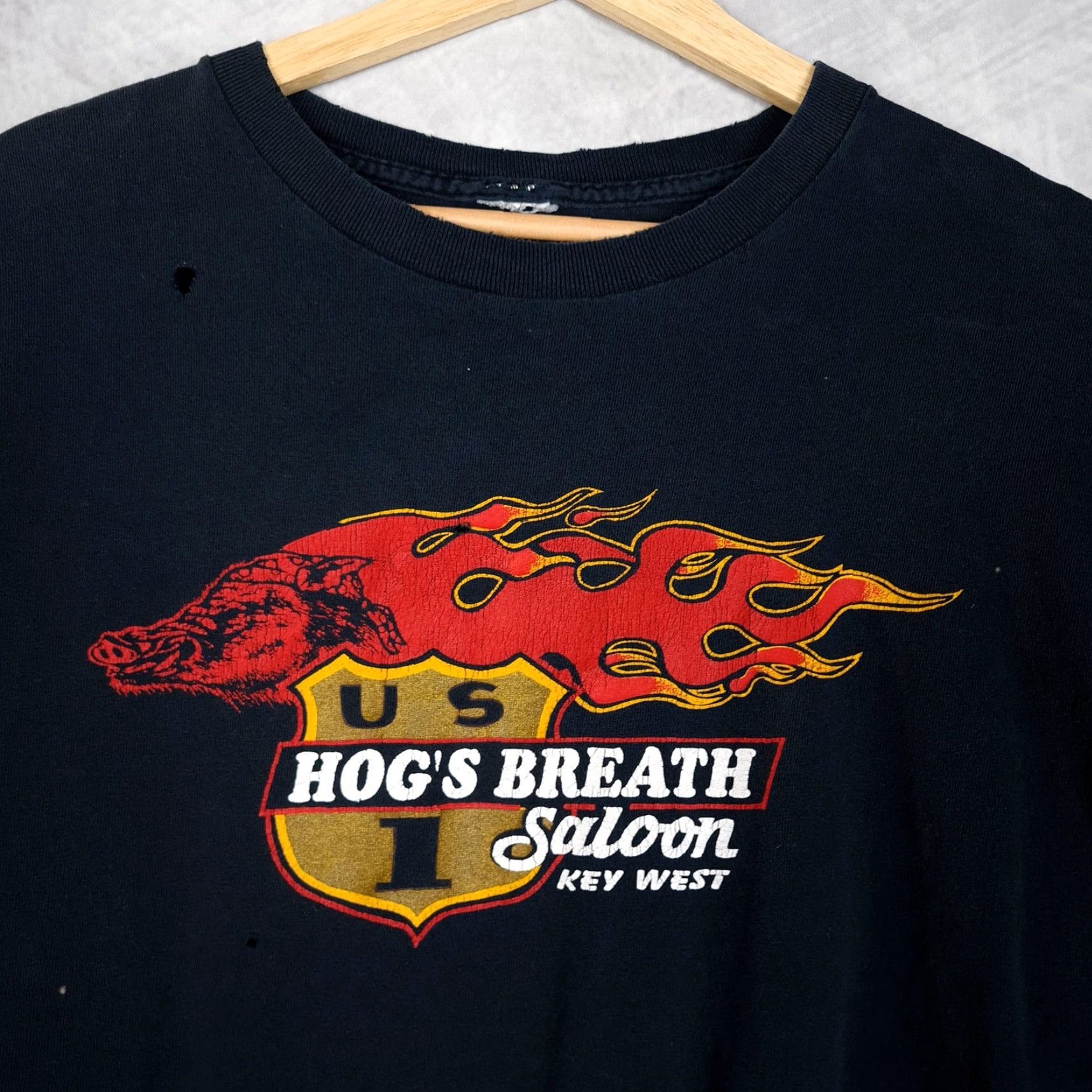 Vintage VINTAGE Hog's Breath Saloon Shirt Mens L Black Flames Long Sleeve Graphic Print Crew Neck T-Shirt Size US L / EU 52-54 / 3 - 3 Thumbnail