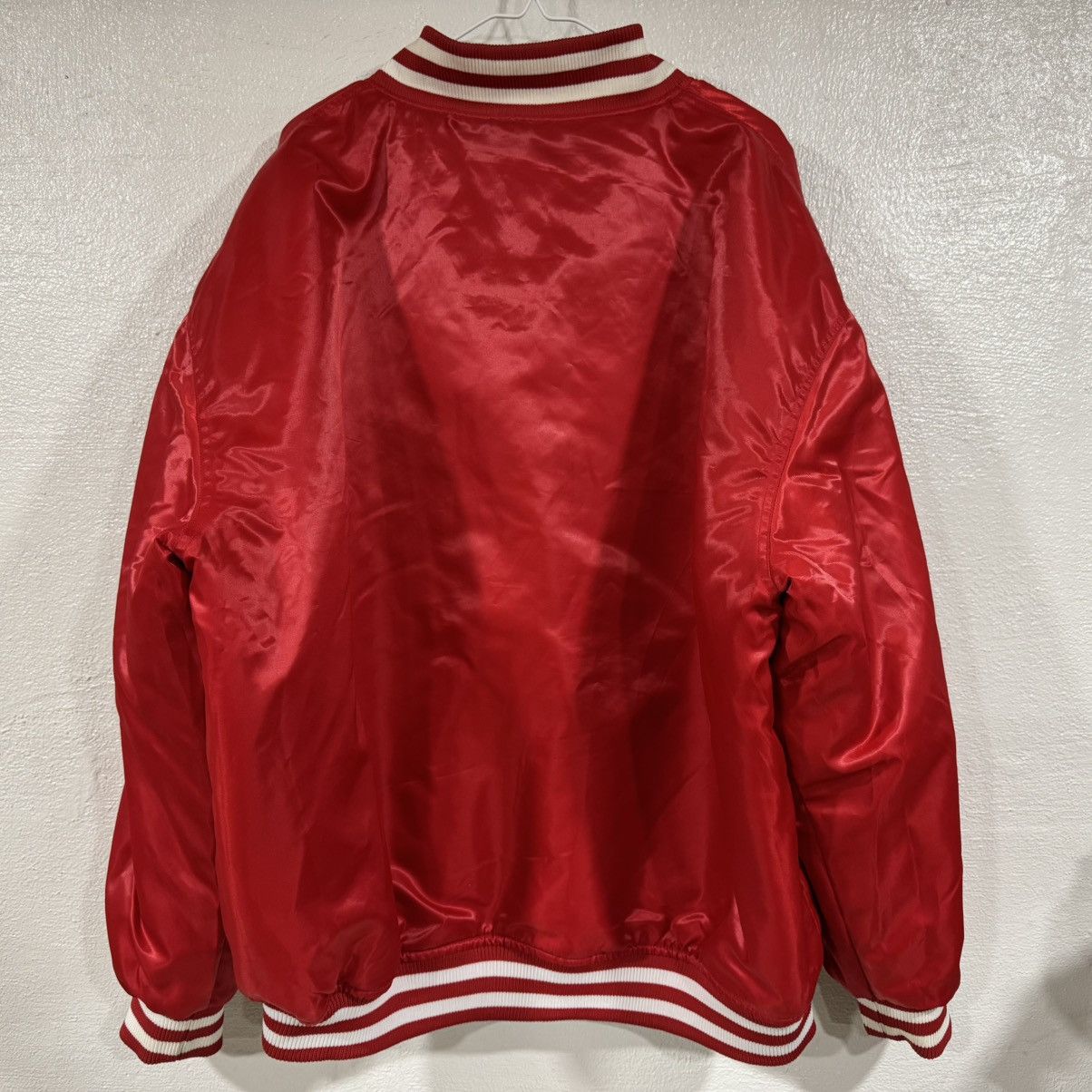 Majestic NBA Chicago Bulls Reversible Red Black Satin Jacket 2-3XL Size US XXL / EU 58 / 5 - 4 Thumbnail