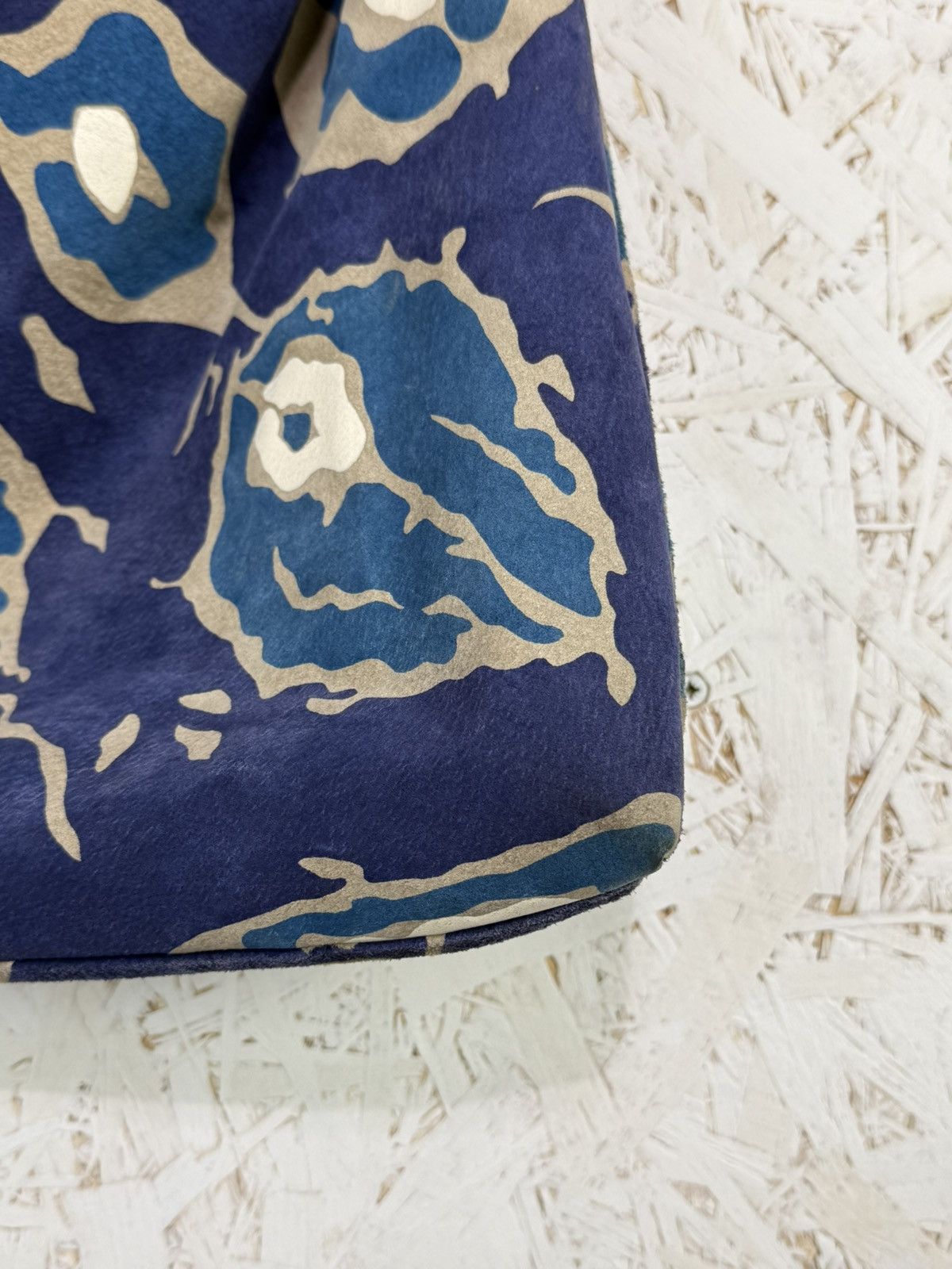 Vivienne Westwood Vintage Vivienne Westwood Ocean Print Ring Handle Suede Bag Size ONE SIZE - 4 Thumbnail
