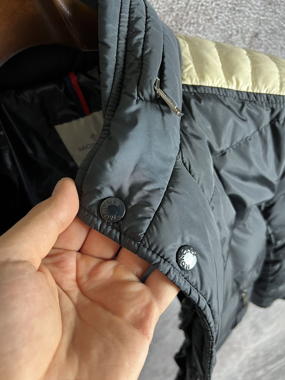 Moncler Moncler Austin puffer jacket packable hood duck down size 0 Size US S / EU 44-46 / 1 - 18 Thumbnail